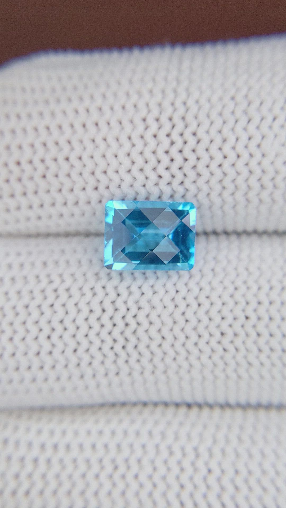 2.22 Ct. Topaz from Ceylon (Sri Lanka) Size Video