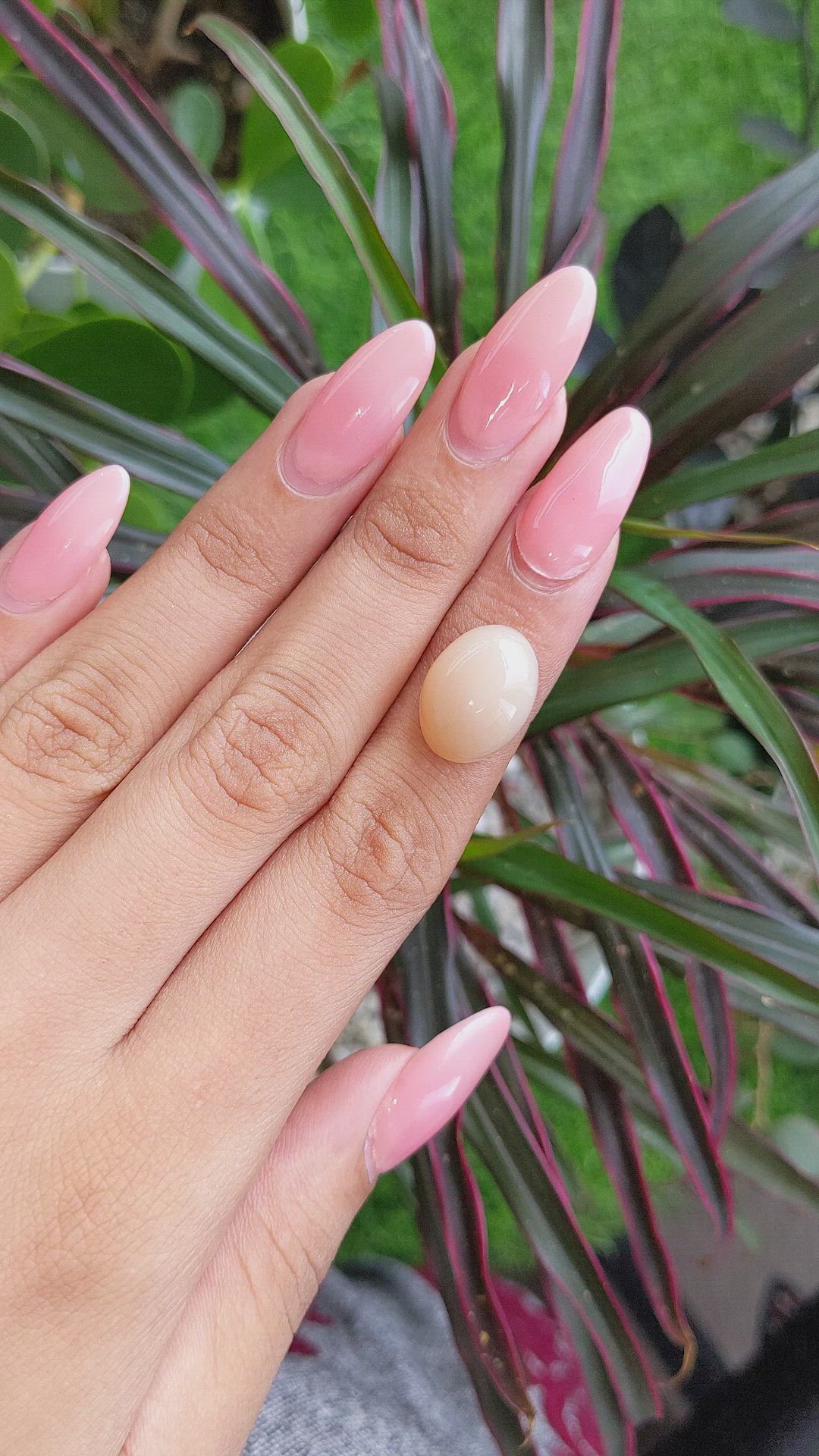 9.49 Ct. Cabochon Moonstone from Ceylon (Sri Lanka) Size Video