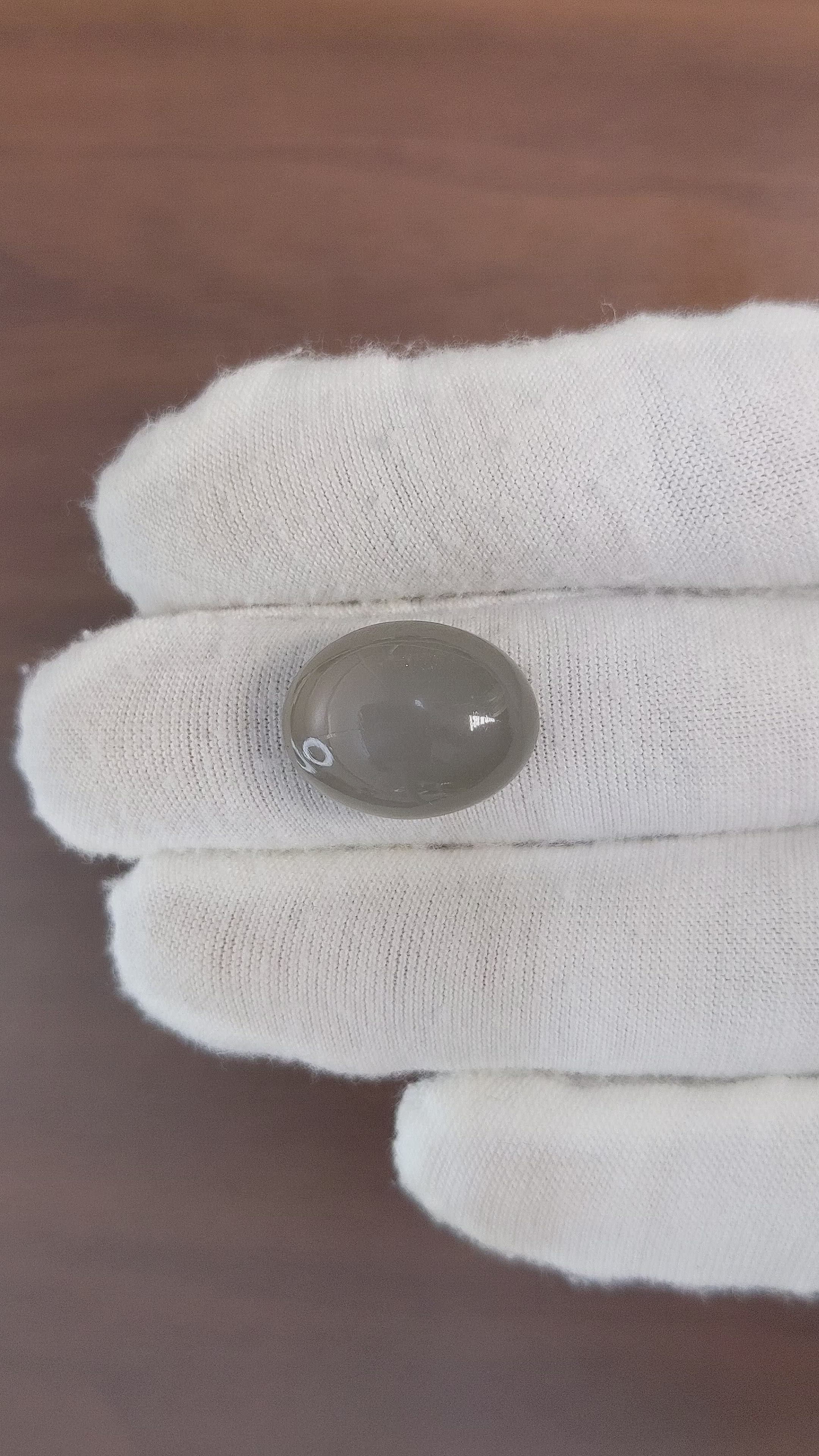 15.32 Ct. Cabochon Moonstone from Ceylon (Sri Lanka) Size Video