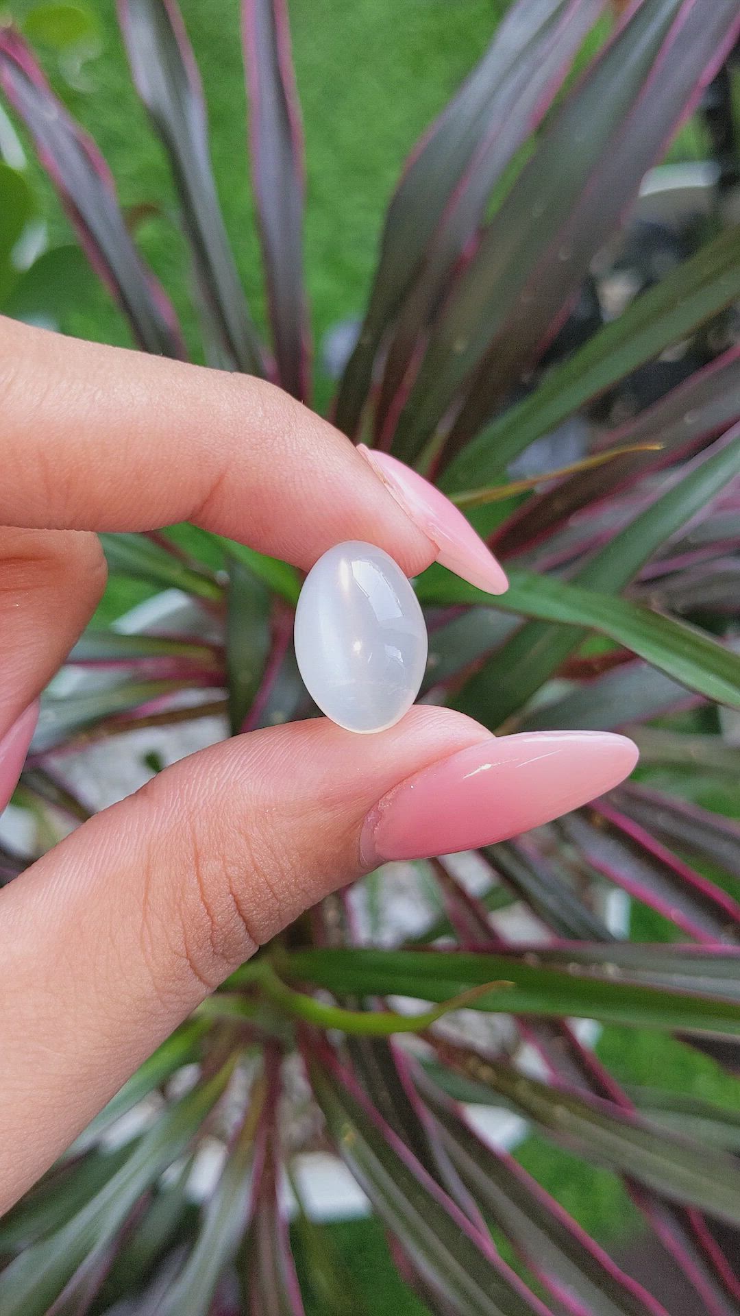10.62 Ct. Cabochon Moonstone from Ceylon (Sri Lanka) Size Video