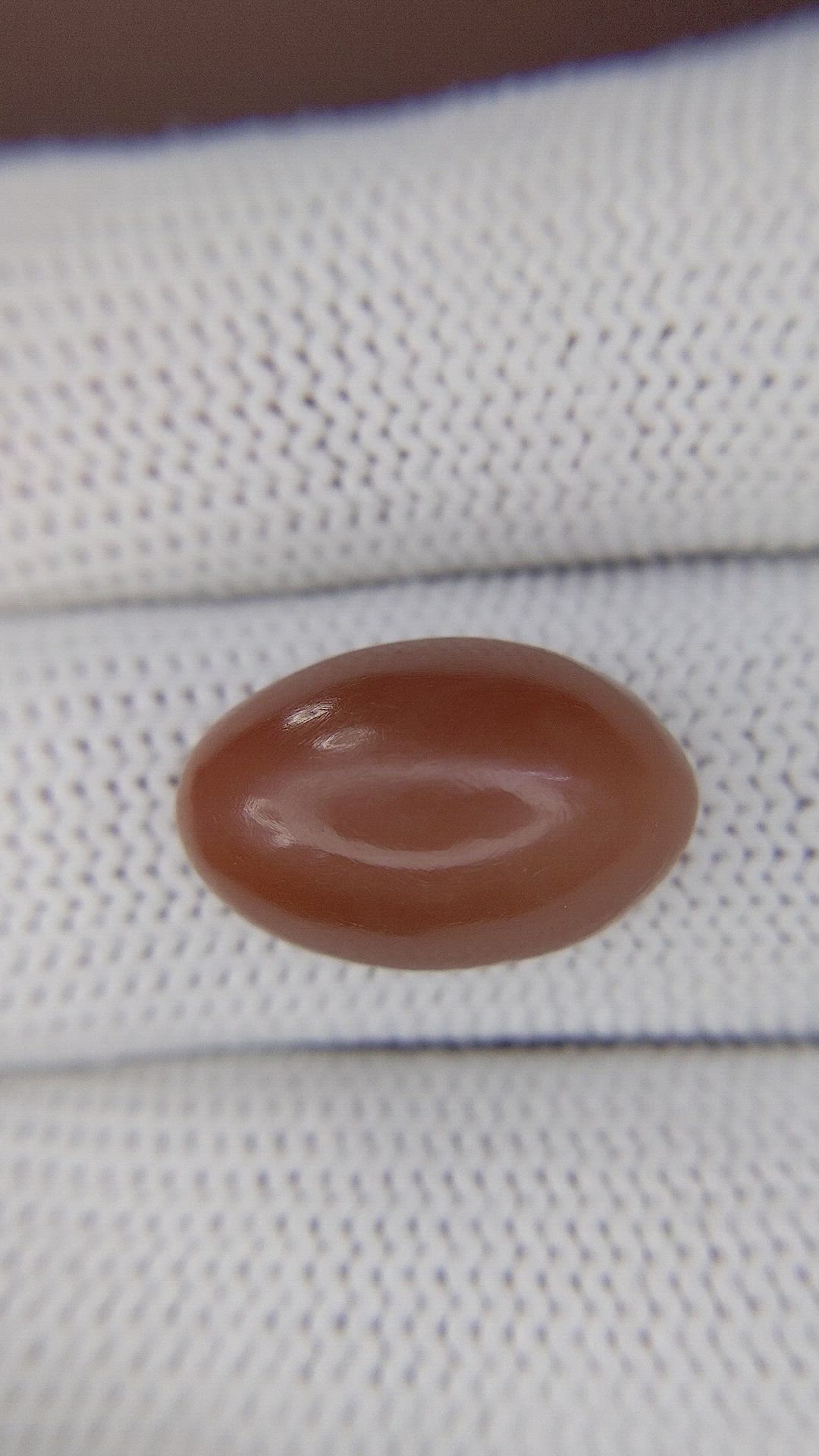 11.29 Ct. Cabochon Moonstone from Ceylon (Sri Lanka) Size Video