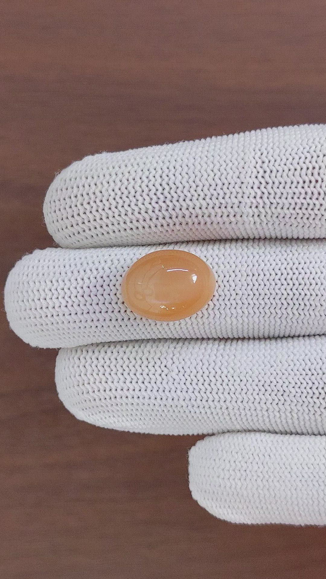 10.41 Ct. Cabochon Moonstone from Ceylon (Sri Lanka) Size Video