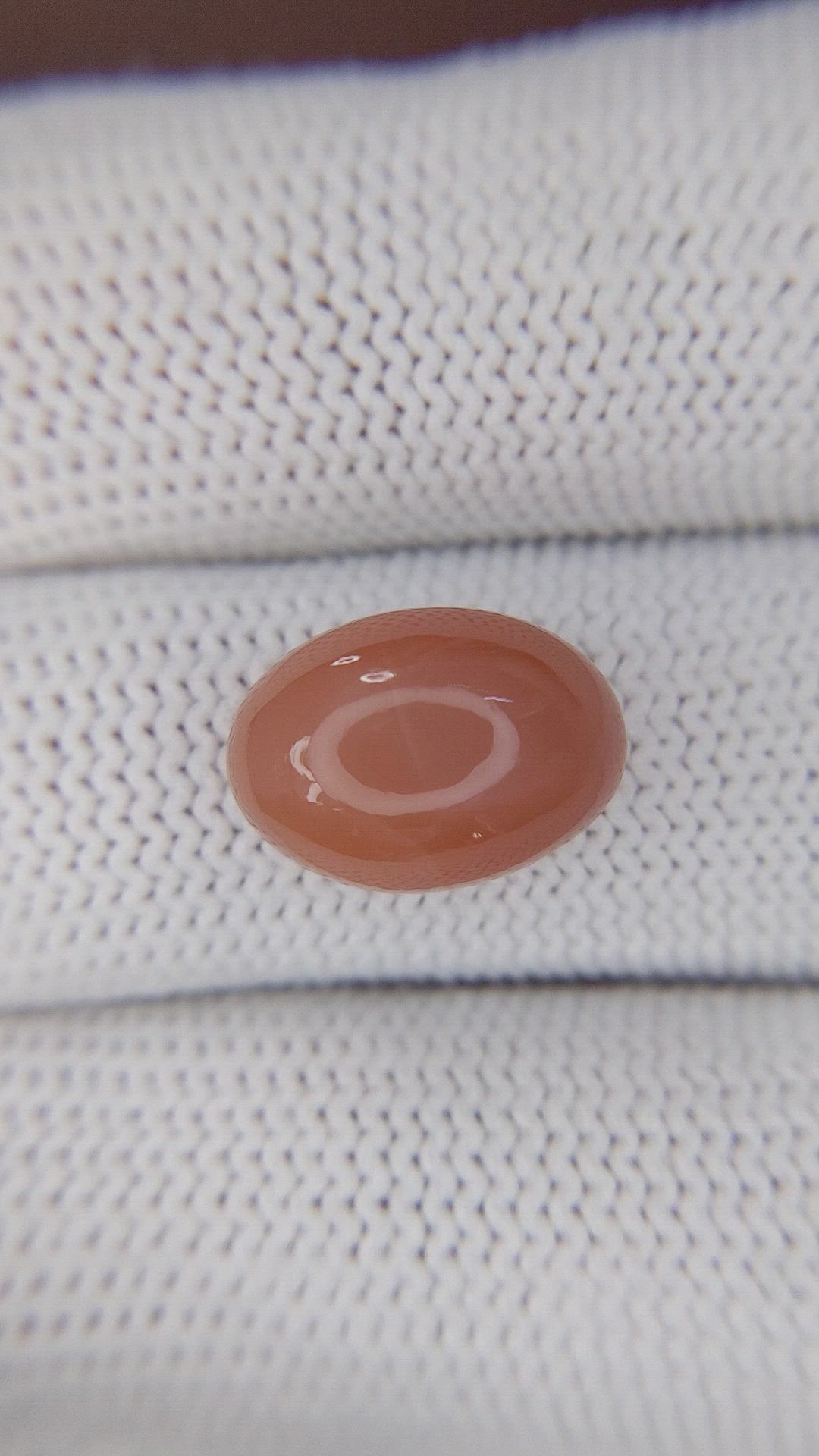 7.51 Ct. Cabochon Moonstone from Ceylon (Sri Lanka) Size Video