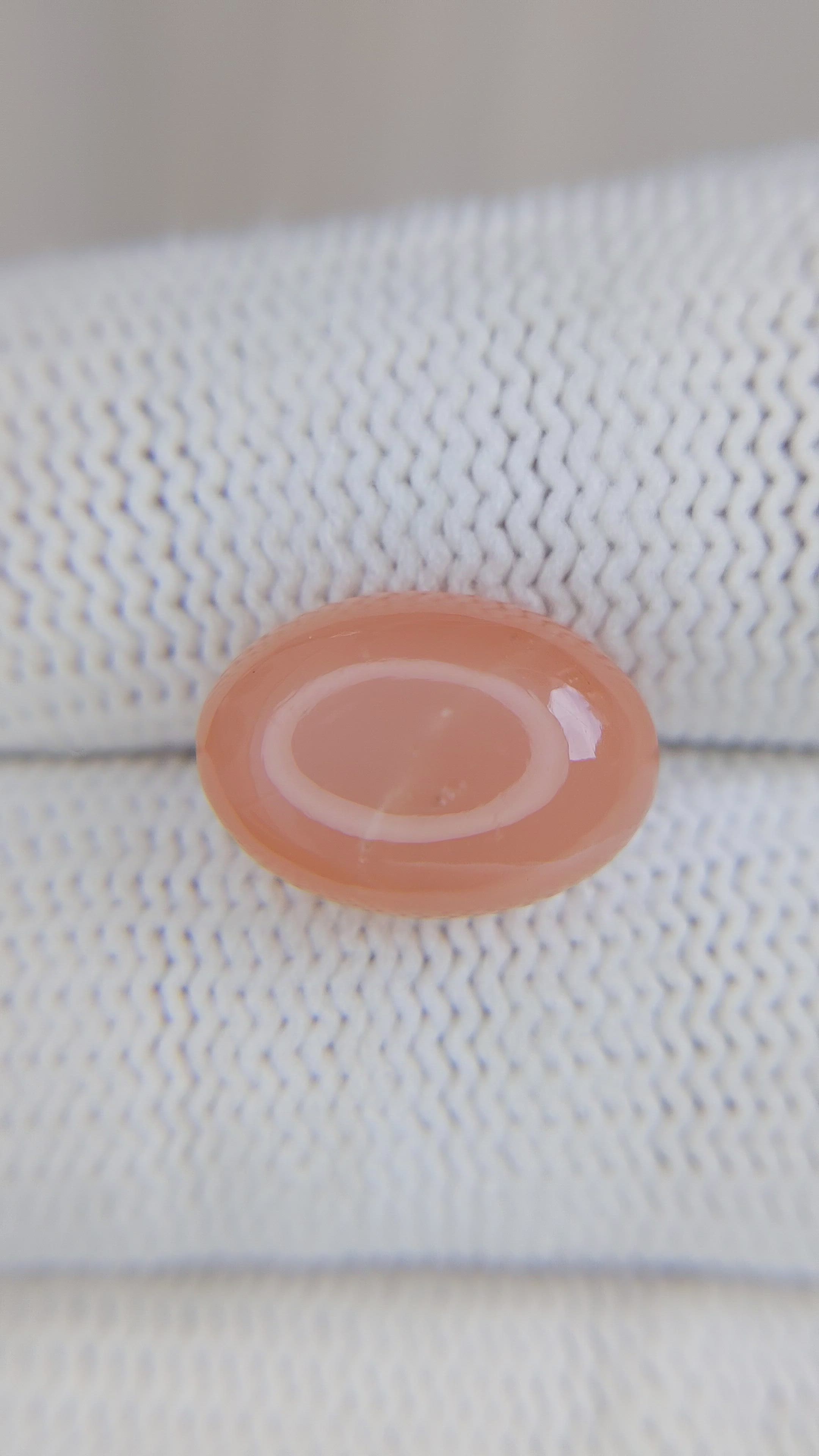 6.78 Ct. Cabochon Moonstone from Ceylon (Sri Lanka) Size Video