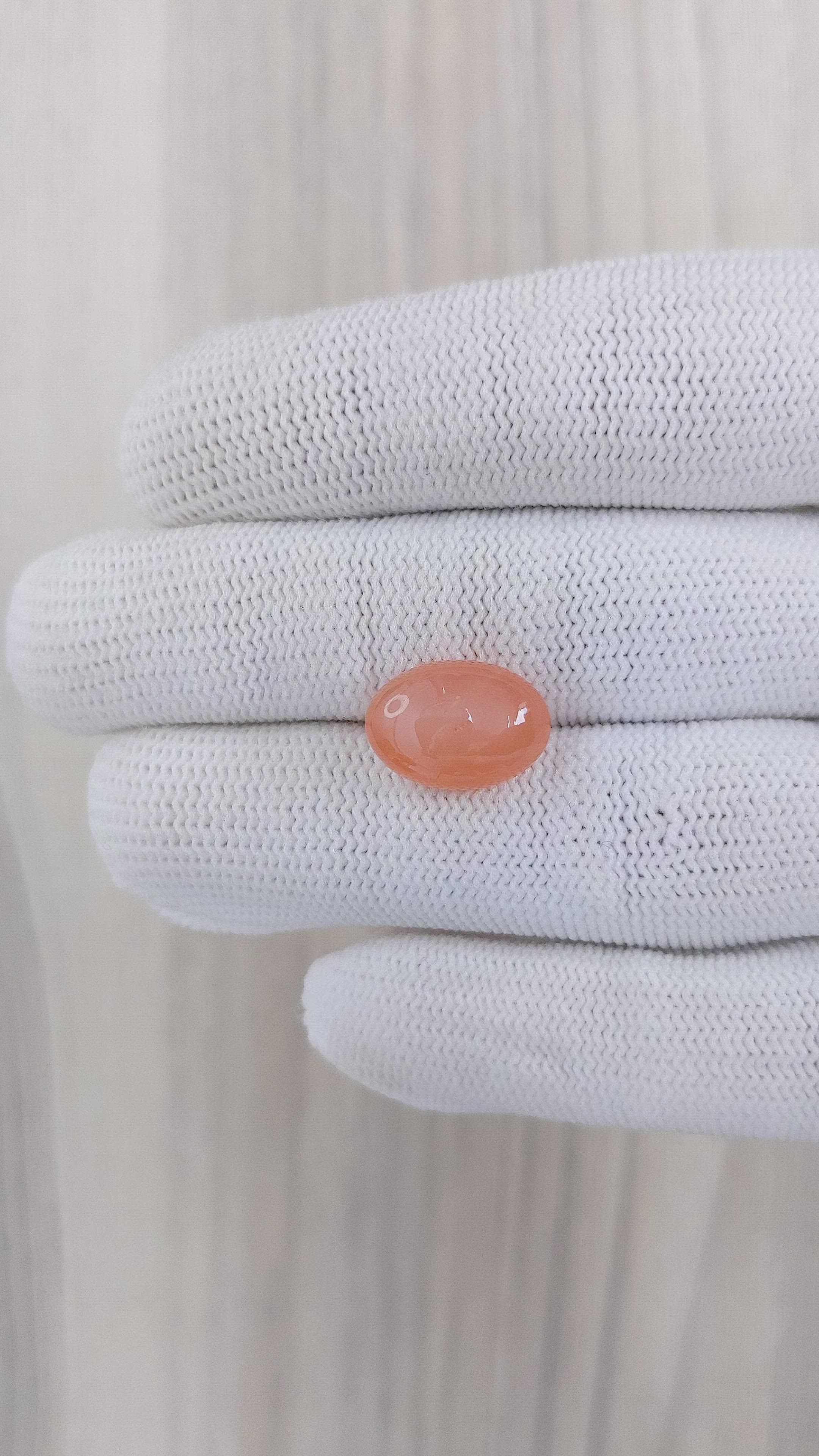 6.78 Ct. Cabochon Moonstone from Ceylon (Sri Lanka) Size Video