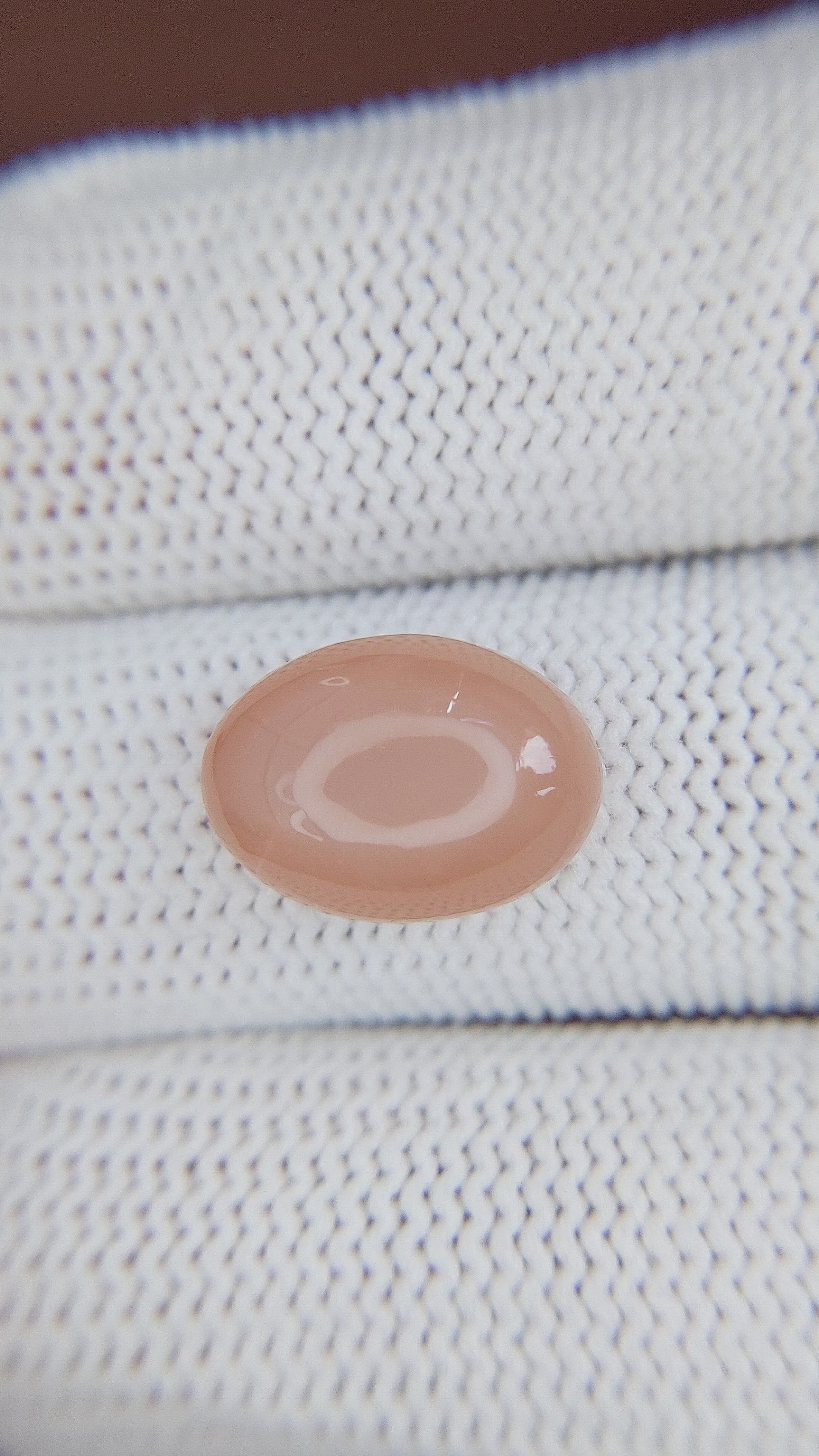 6.56 Ct. Cabochon Moonstone from Ceylon (Sri Lanka) Size Video