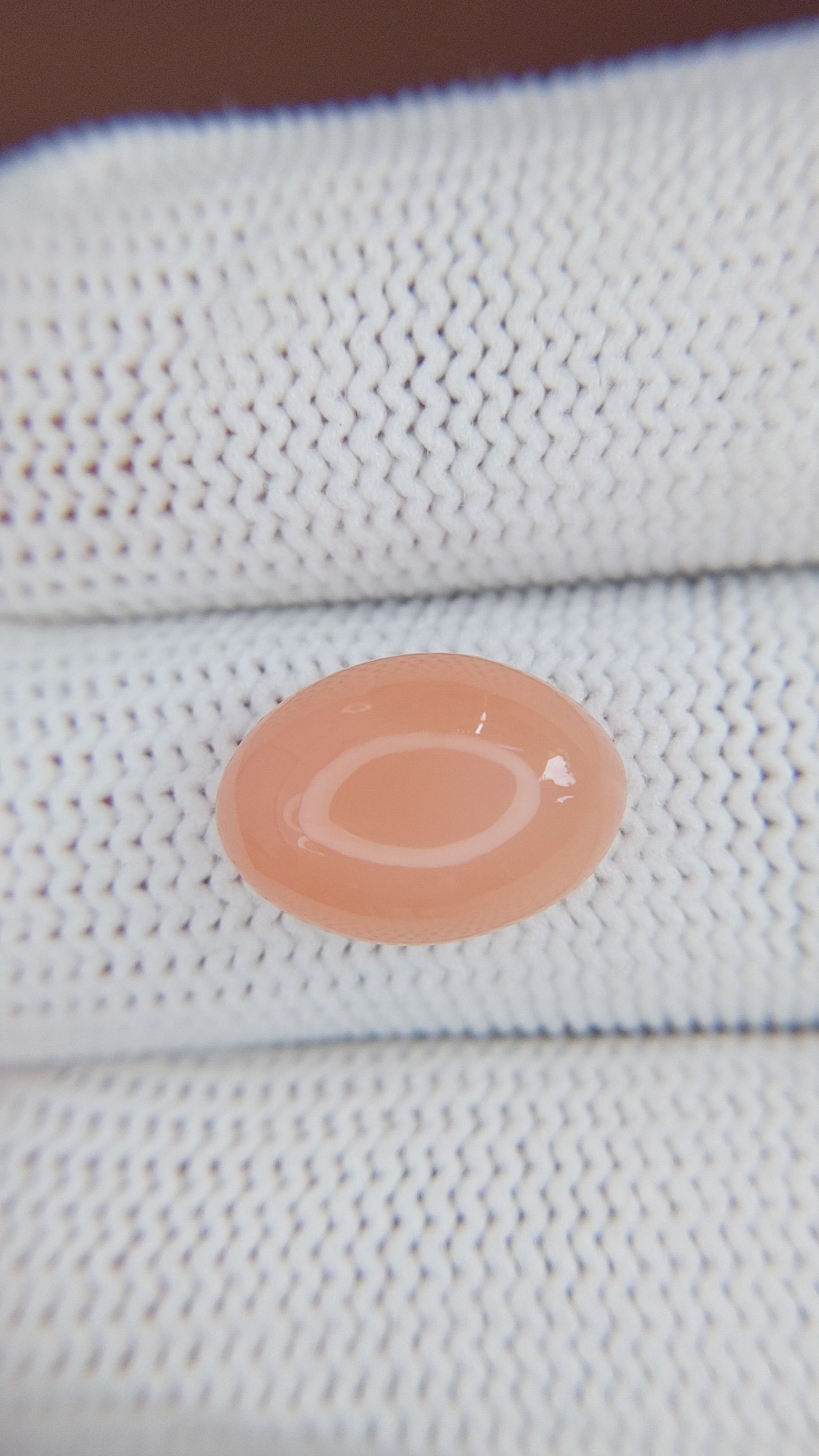 5.95 Ct. Cabochon Moonstone from Ceylon (Sri Lanka) Size Video