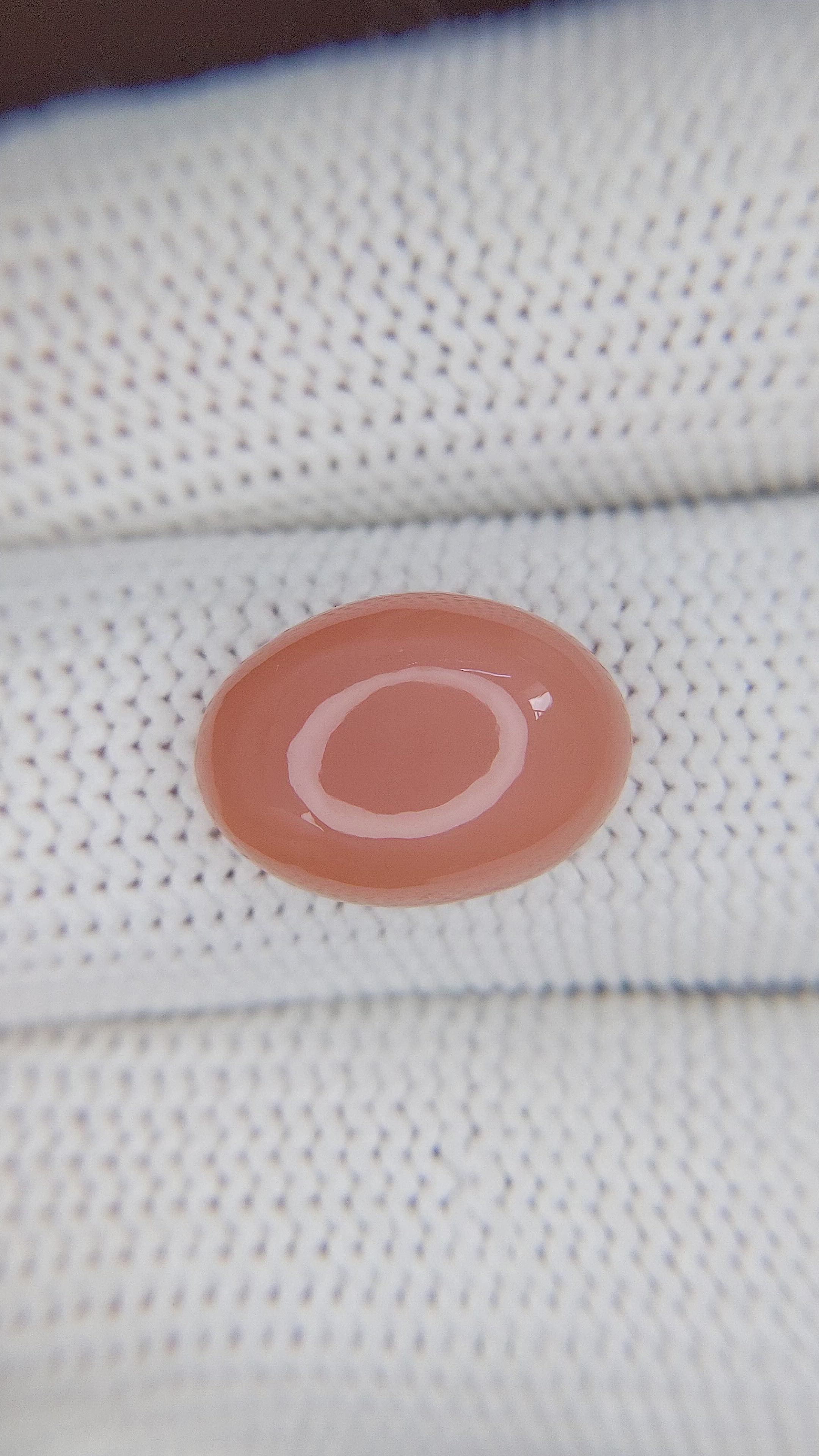 5.71 Ct. Cabochon Moonstone from Ceylon (Sri Lanka) Size Video