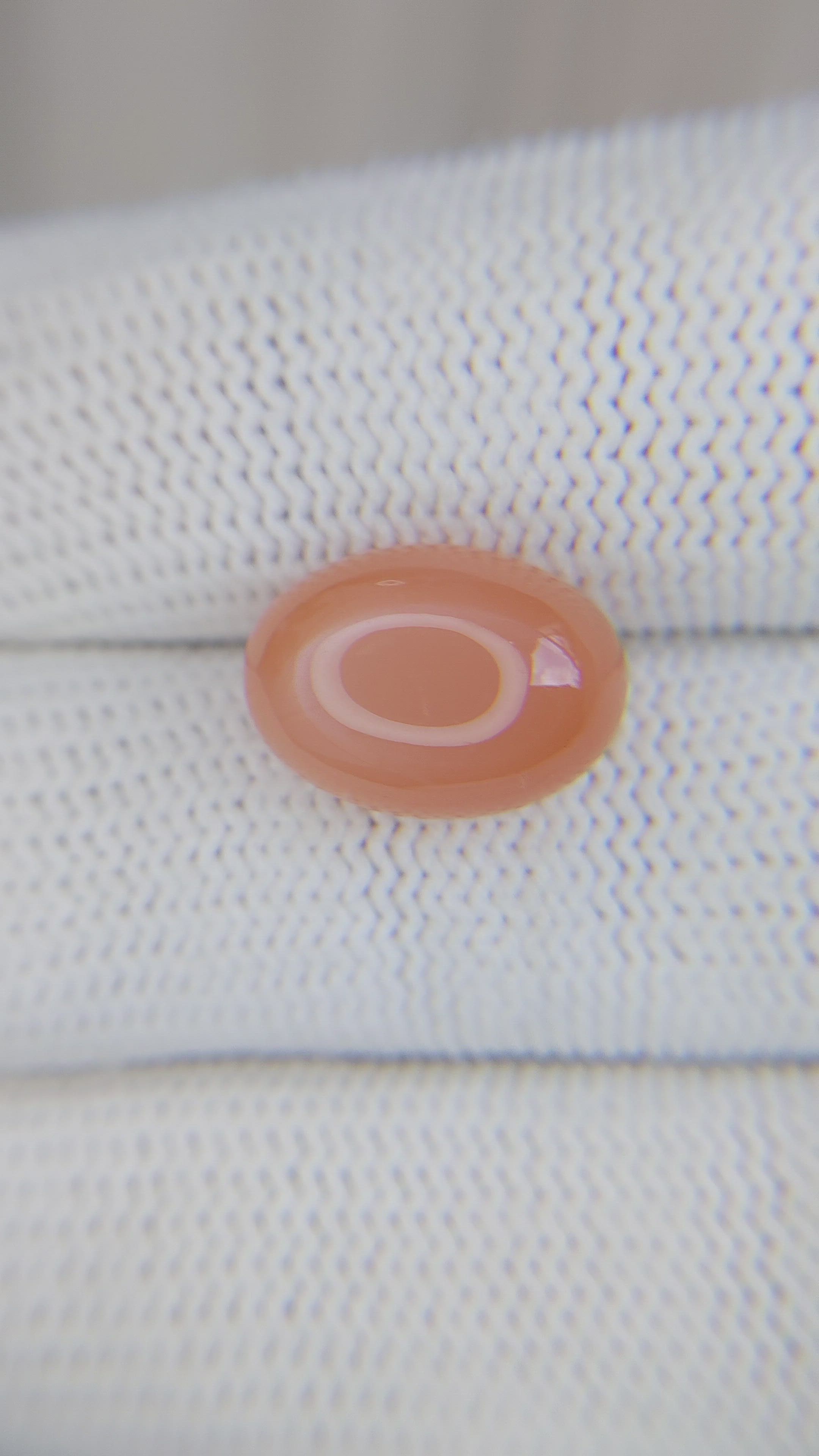 7.15 Ct. Cabochon Moonstone from Ceylon (Sri Lanka) Size Video
