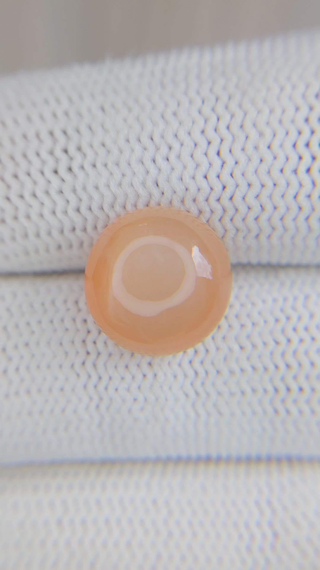 6.45 Ct. Cabochon Moonstone from Ceylon (Sri Lanka) Size Video