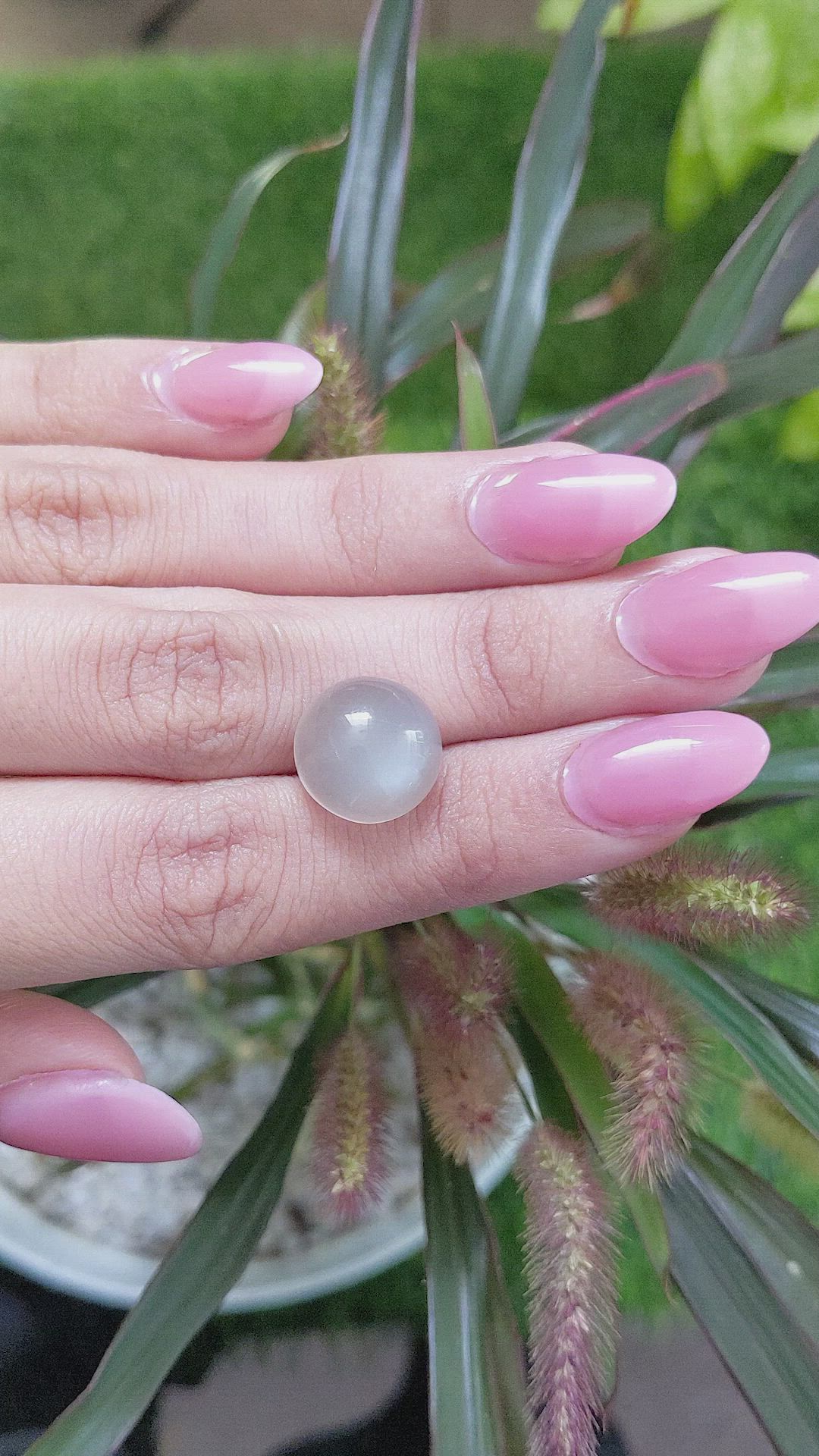 9.95 Ct. Cabochon Moonstone from Ceylon (Sri Lanka) Size Video