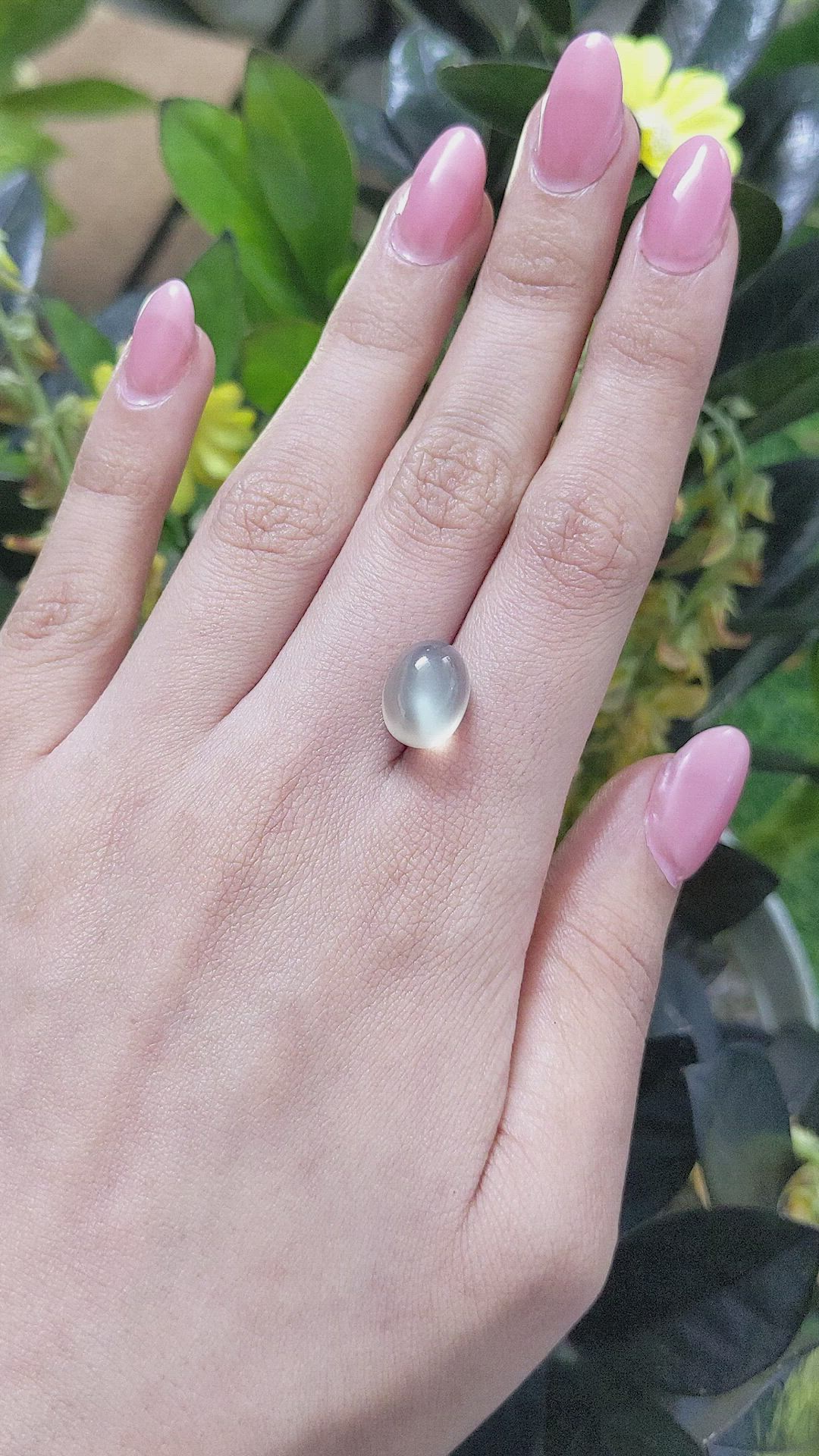 9.47 Ct. Cabochon Moonstone from Ceylon (Sri Lanka) Size Video