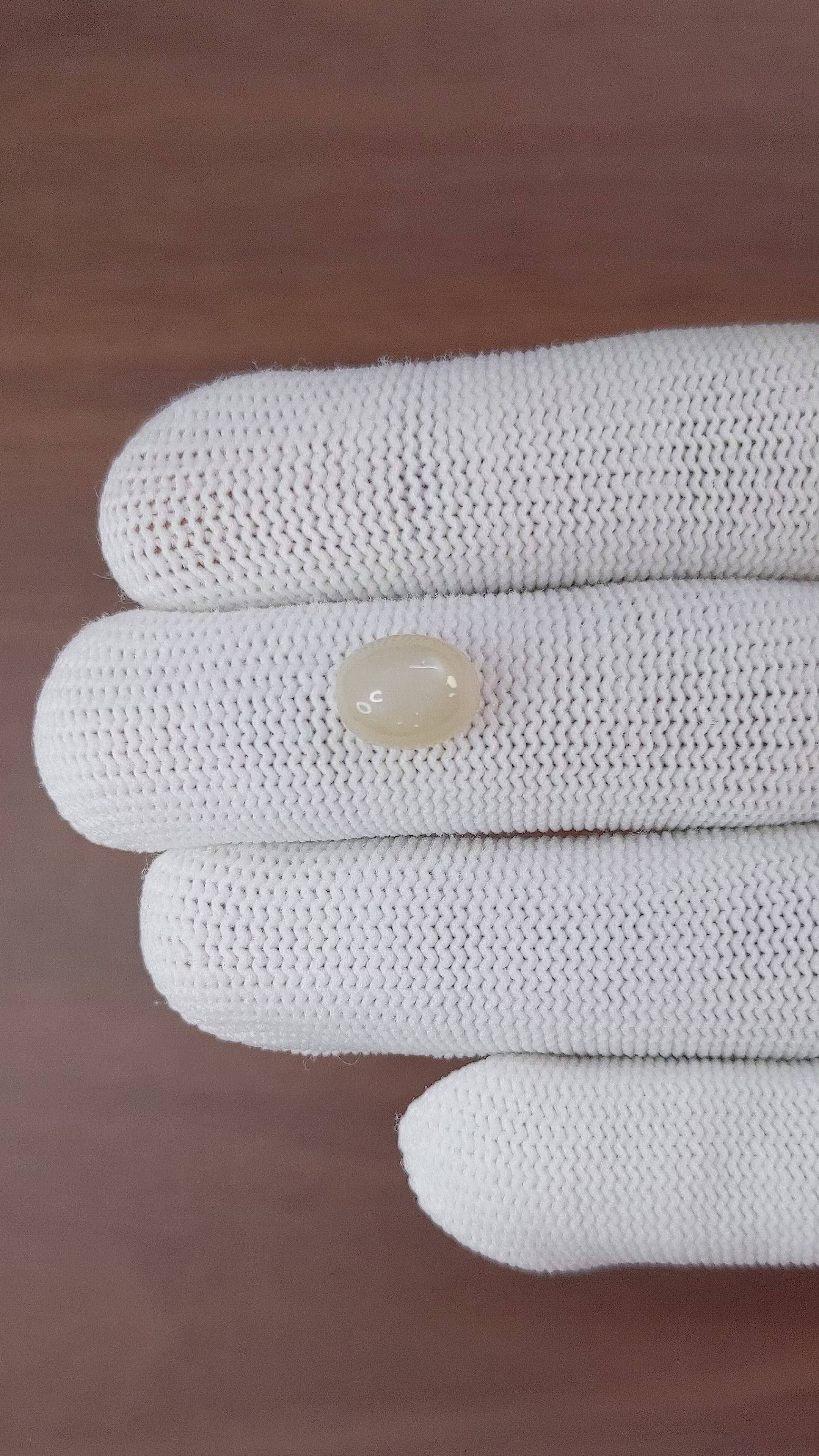 3.64 Ct. Cabochon Moonstone from Ceylon (Sri Lanka) Size Video