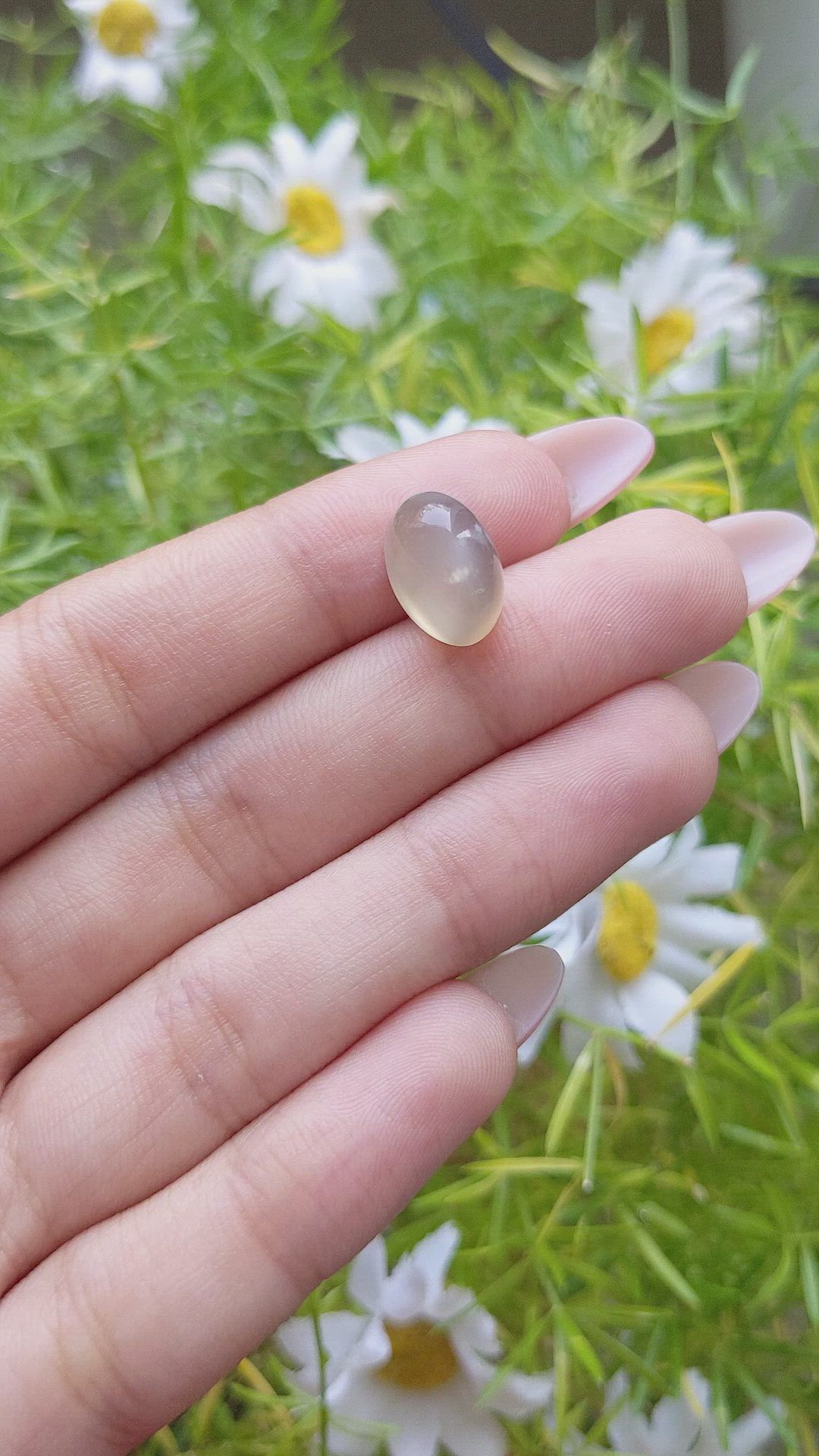 9.57 Ct. Cabochon Moonstone from Ceylon (Sri Lanka) Size Video