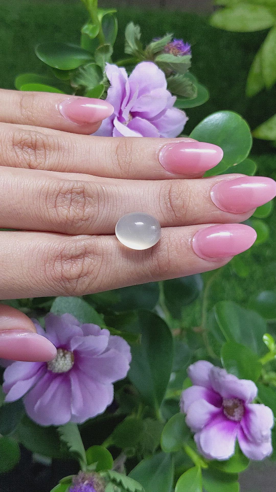 8.73 Ct. Cabochon Moonstone from Ceylon (Sri Lanka) Size Video