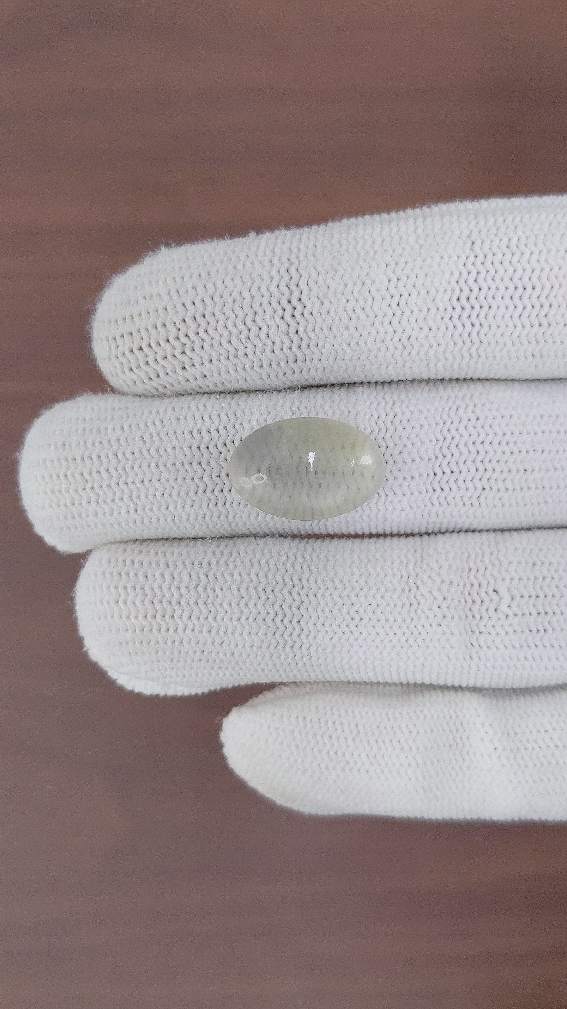 7.16 Ct. Cabochon Moonstone from Ceylon (Sri Lanka) Size Video