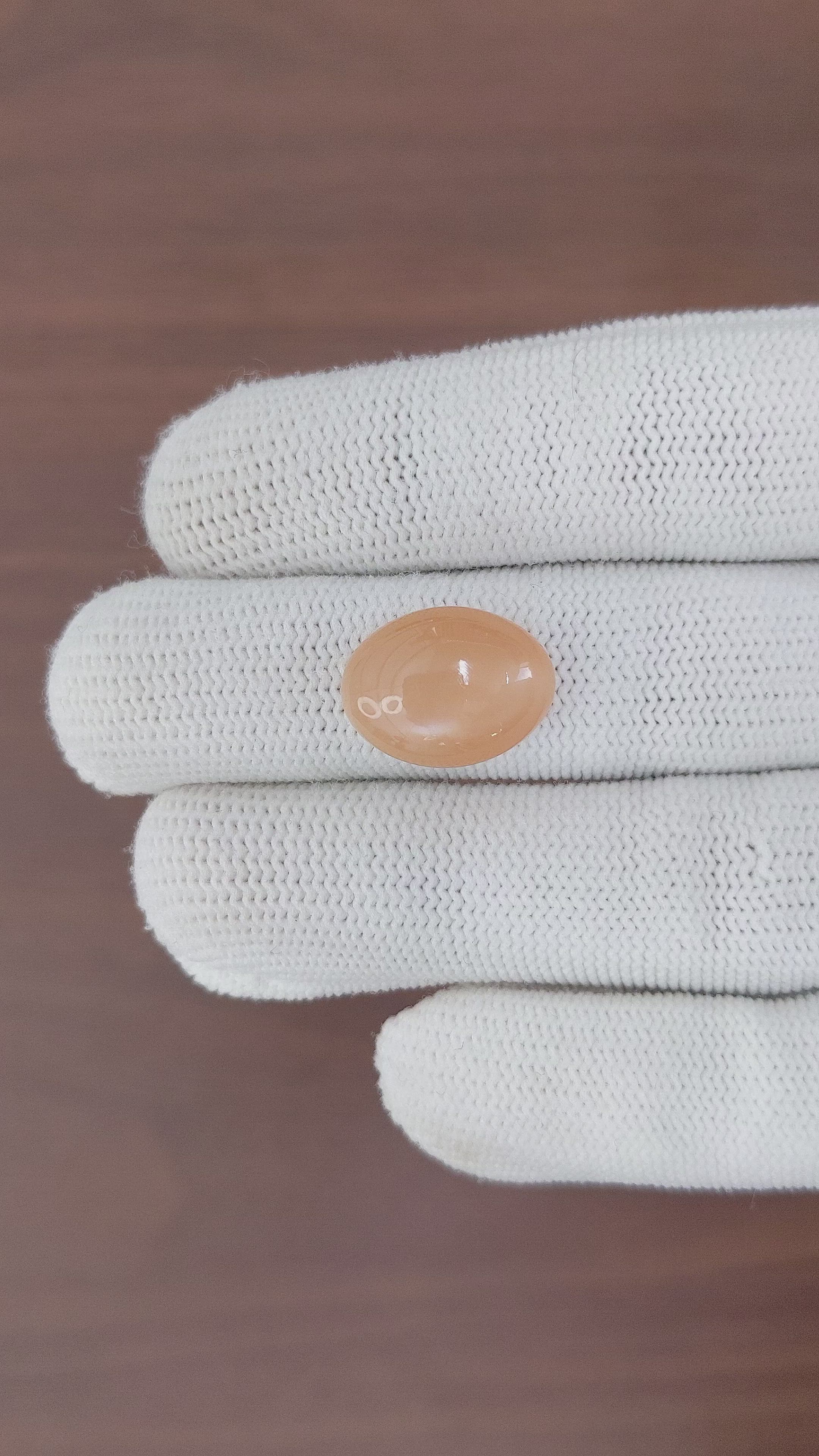 8.80 Ct. Cabochon Moonstone from Ceylon (Sri Lanka) Size Video