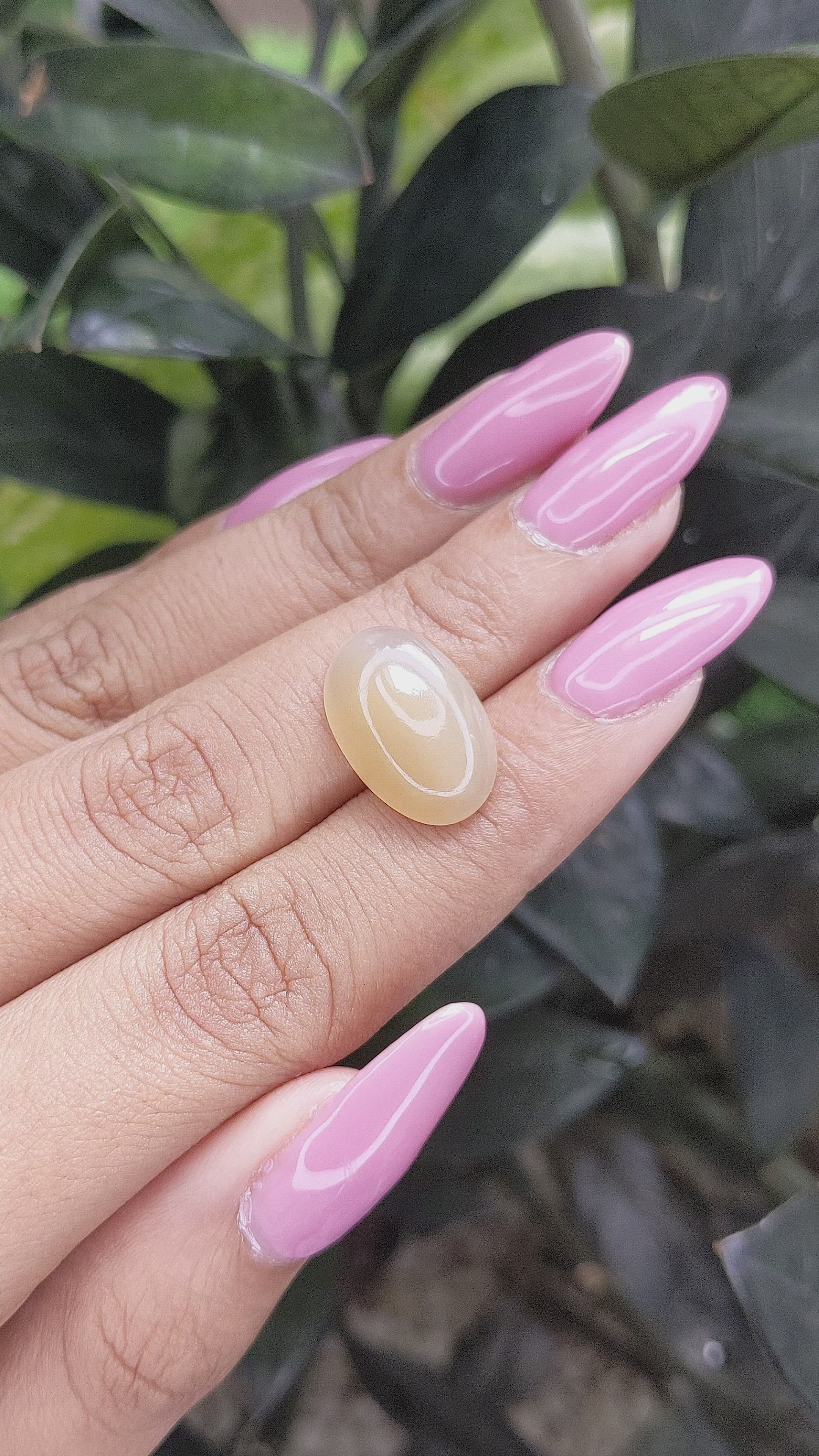 9.12 Ct. Cabochon Moonstone from Ceylon (Sri Lanka) Size Video