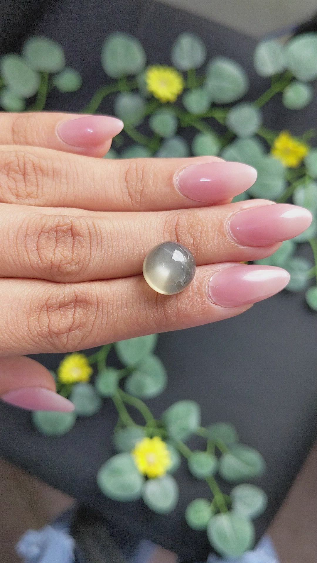 10.40 Ct. Cabochon Moonstone from Ceylon (Sri Lanka) Size Video