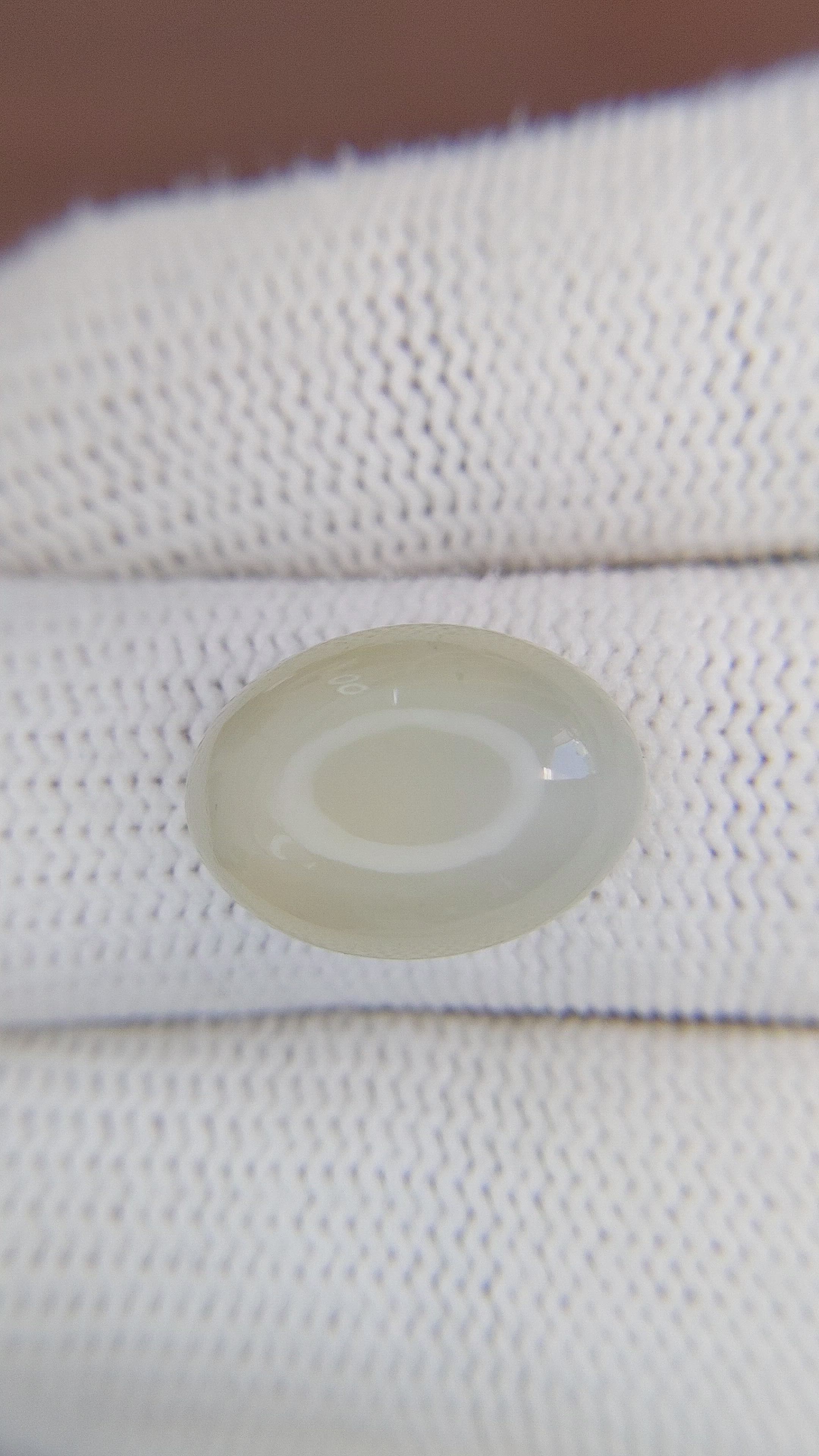 10.00 Ct. Cabochon Moonstone from Ceylon (Sri Lanka) Size Video