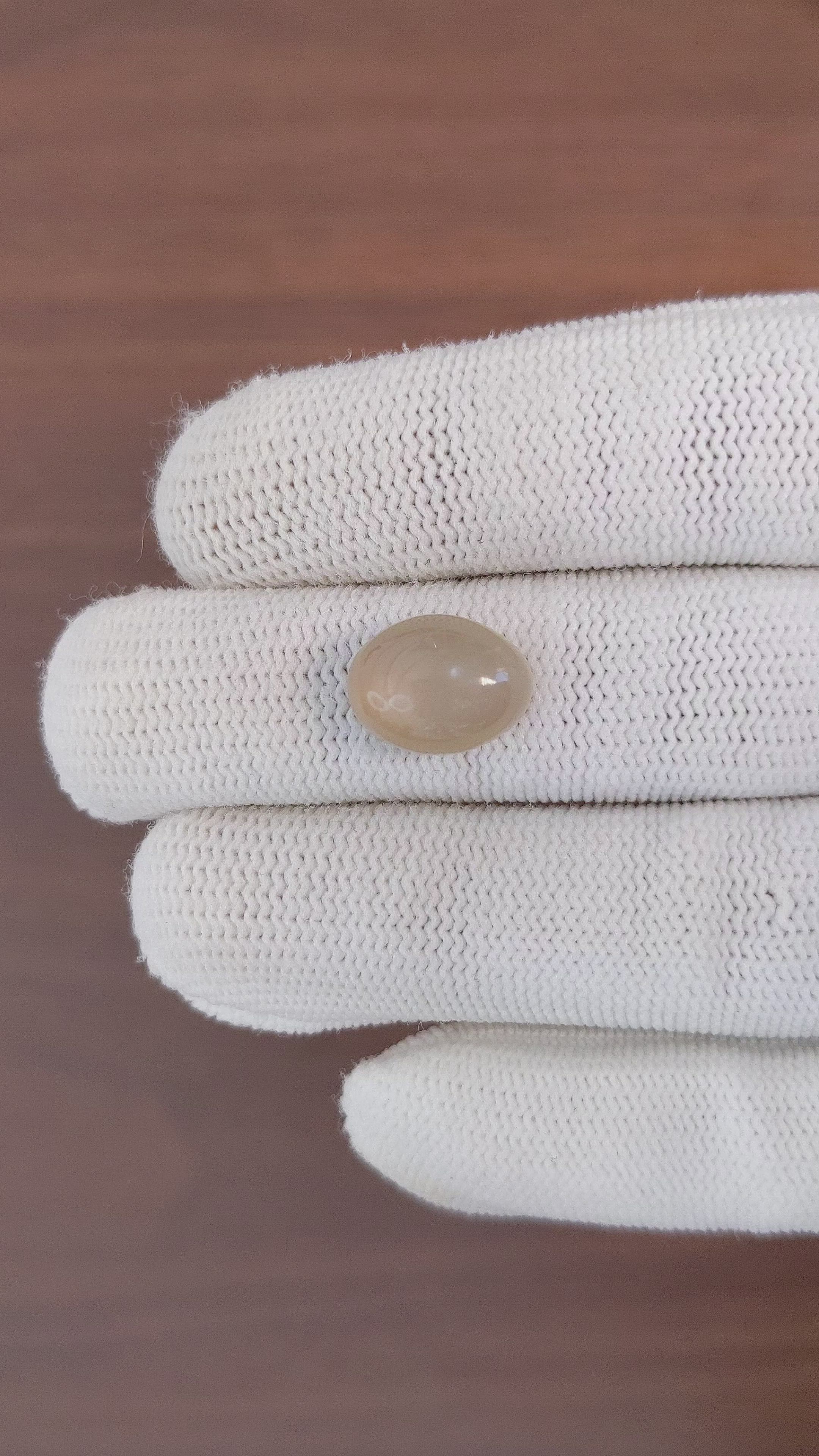 6.10 Ct. Cabochon Moonstone from Ceylon (Sri Lanka) Size Video