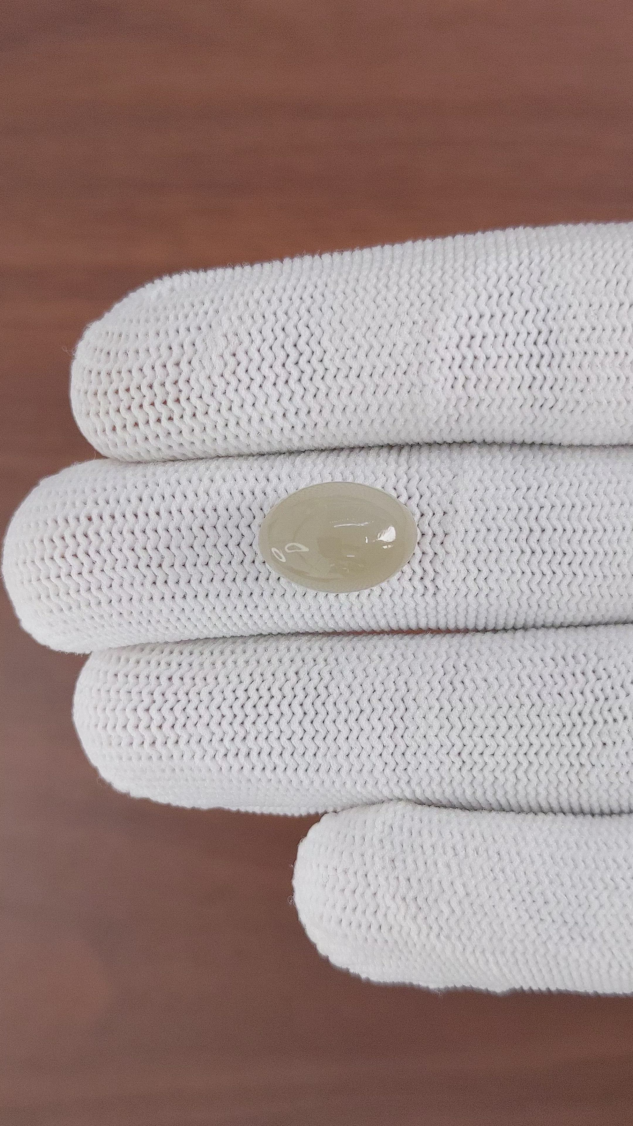 7.68 Ct. Cabochon Moonstone from Ceylon (Sri Lanka) Size Video
