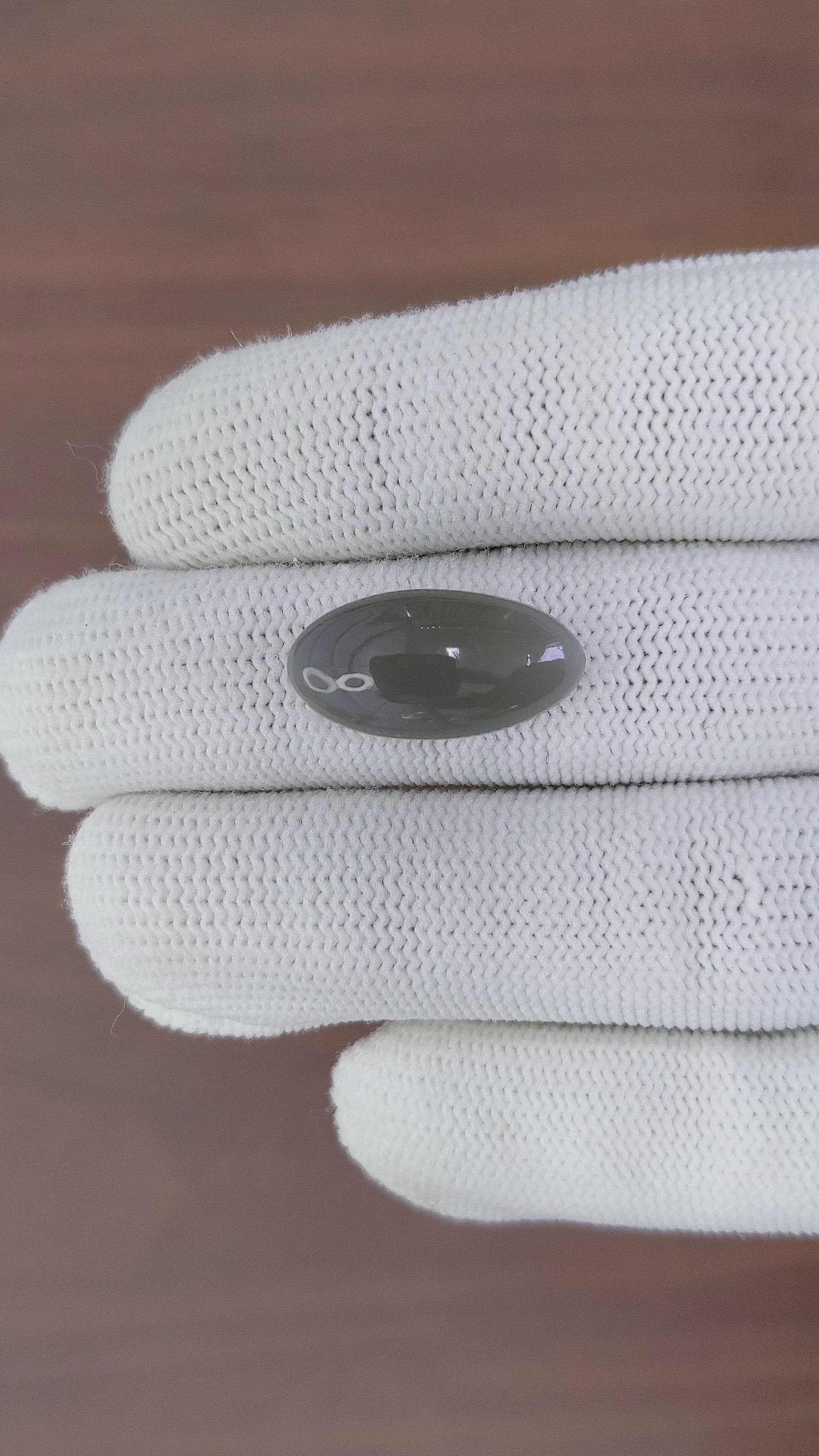 9.96 Ct. Cabochon Moonstone from Ceylon (Sri Lanka) Size Video