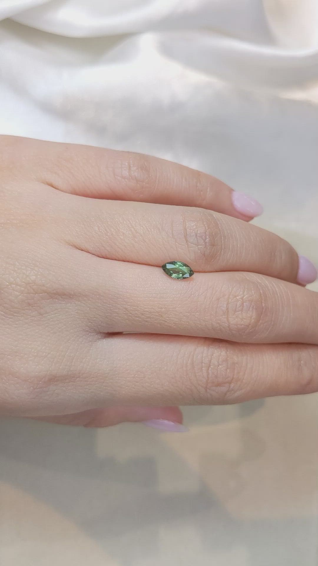 0.75 Ct. Alexandrite from Ceylon (Sri Lanka) Size Video