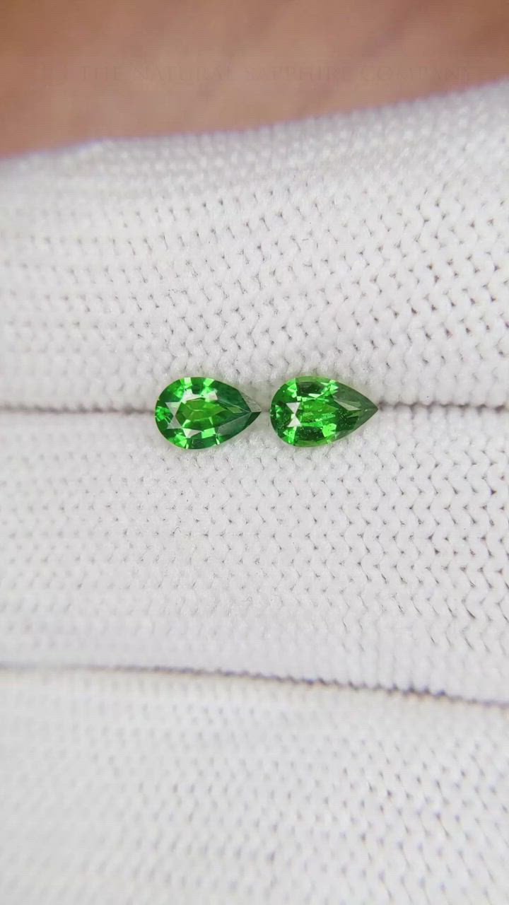 0.86 Ct.Tw.Total Carat Weight Tsavorite Garnet Pair Size Video
