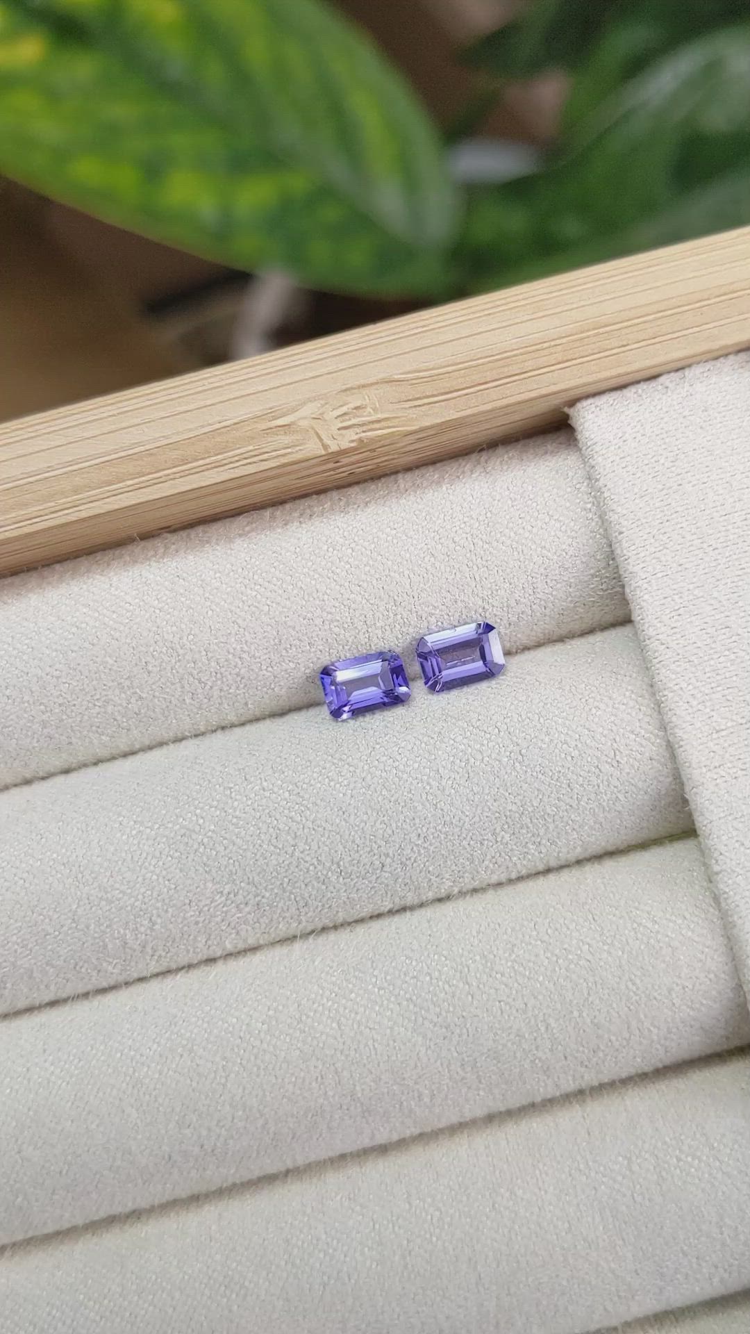 1.18 Ct.Tw.Total Carat Weight Tanzanite Pair from Tanzania Size Video