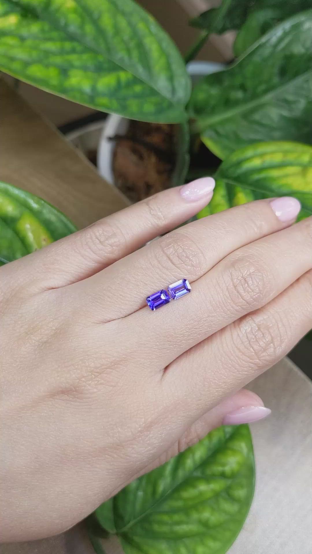 1.18 Ct.Tw.Total Carat Weight Tanzanite Pair from Tanzania Size Video