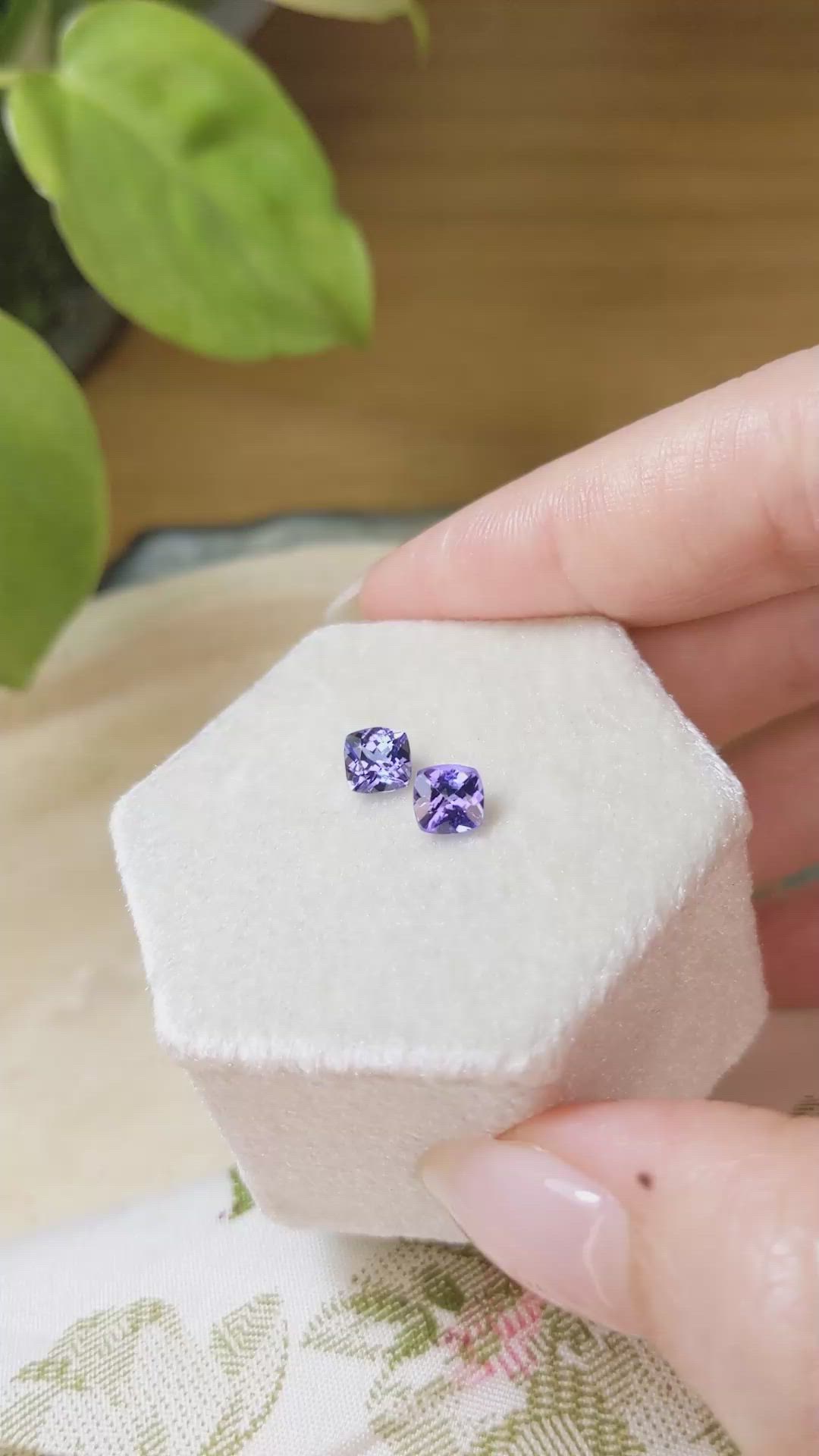 1.39 Ct.Tw.Total Carat Weight Tanzanite Pair from Tanzania Size Video