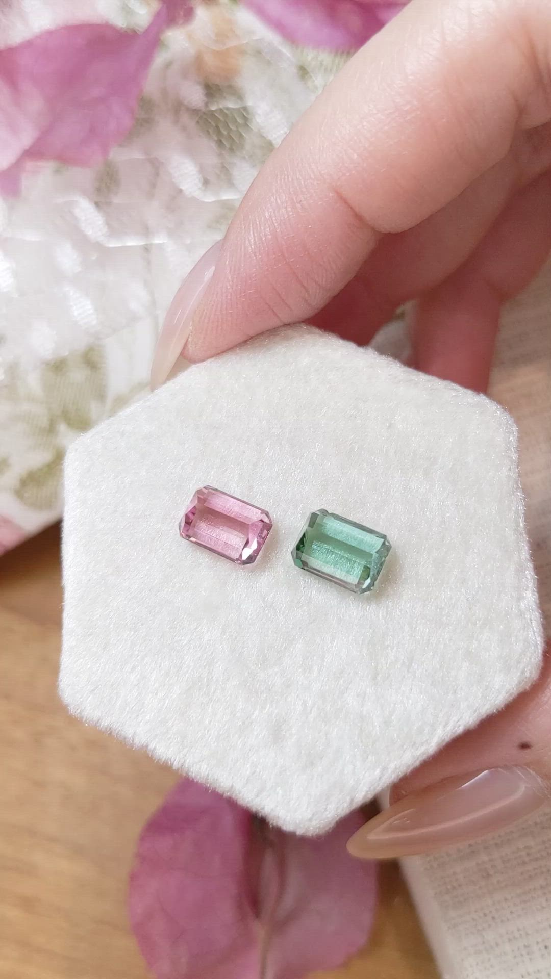 4.09&nbsp;Ct.Tw.Total Carat Weight Tourmaline Pair from Mozambique Size Video