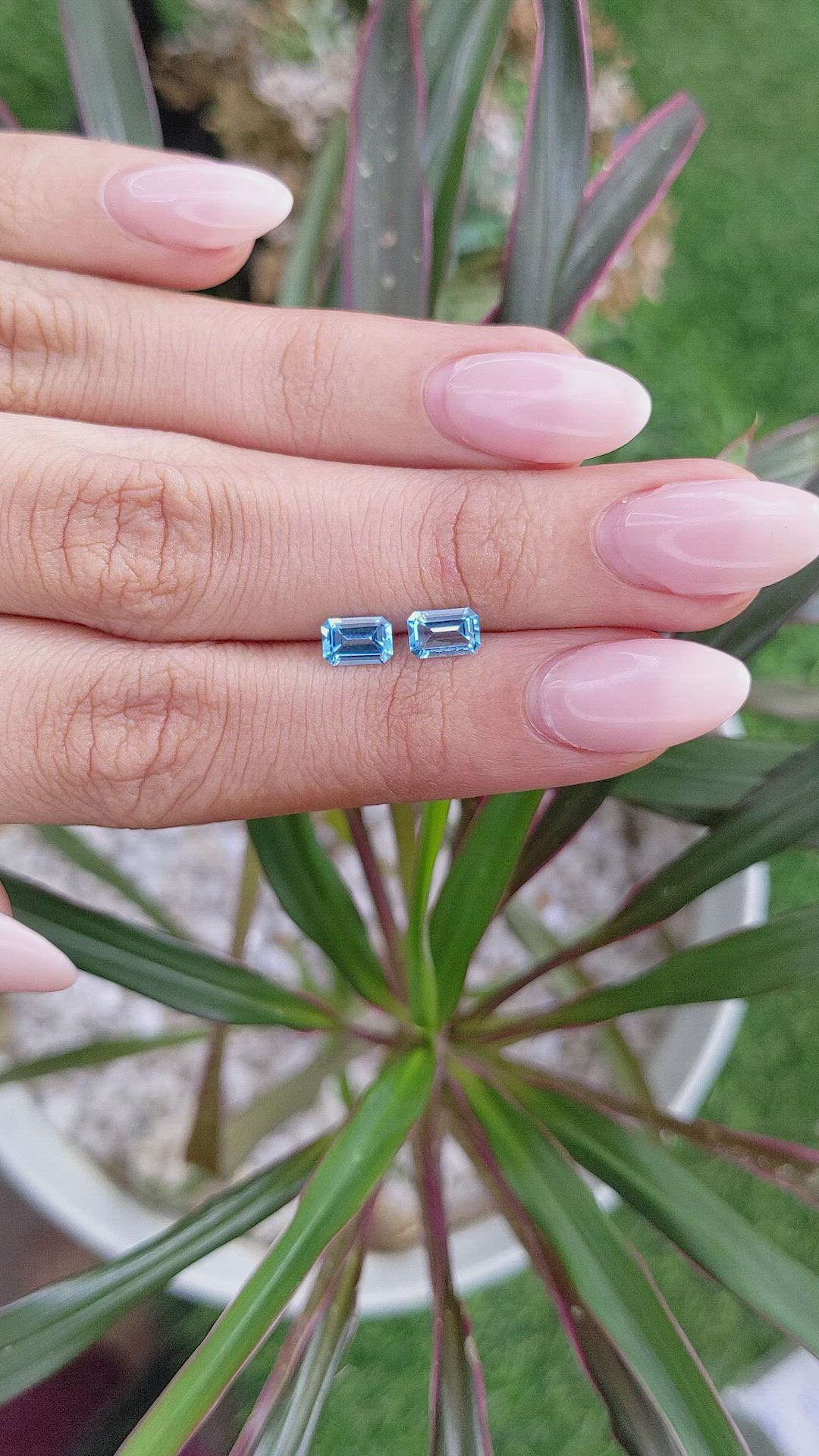 1.29 Ct.Tw.Total Carat Weight Topaz Pair from Madagascar Size Video