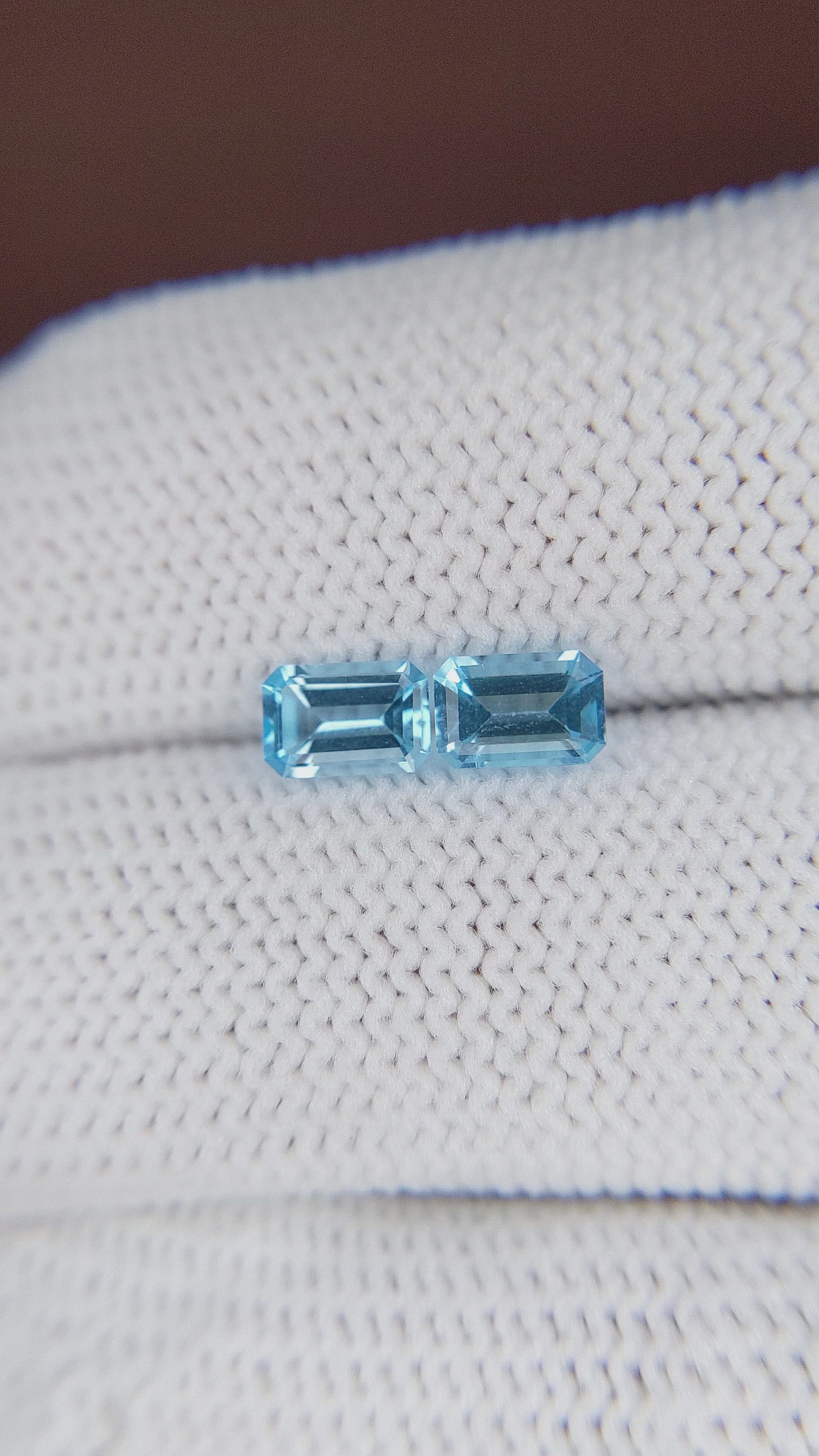 1.24 Ct.Tw.Total Carat Weight Topaz Pair from Madagascar Size Video