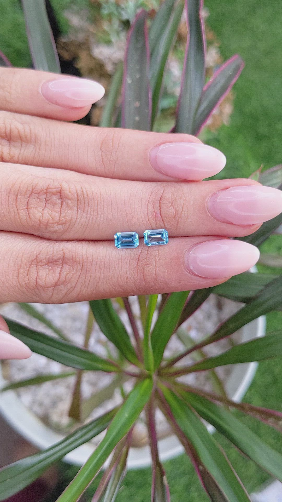 1.30 Ct.Tw.Total Carat Weight Topaz Pair from Madagascar Size Video