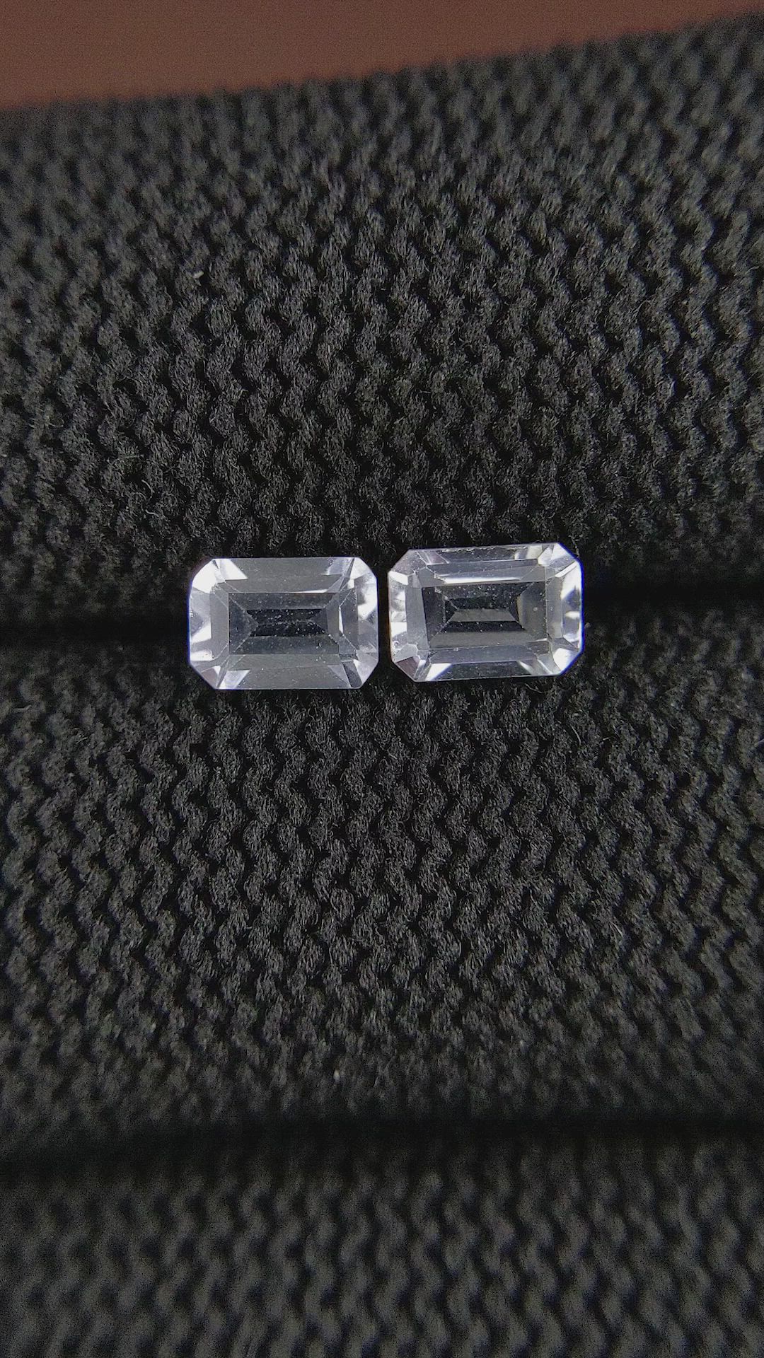 1.39&nbsp;Ct.Tw.Total Carat Weight White Topaz Pair from Ceylon (Sri Lanka) Size Video