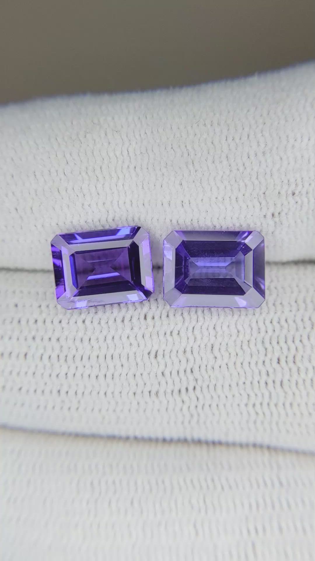 4.67 Ct.Tw.Total Carat Weight Tanzanite Pair from Tanzania Size Video