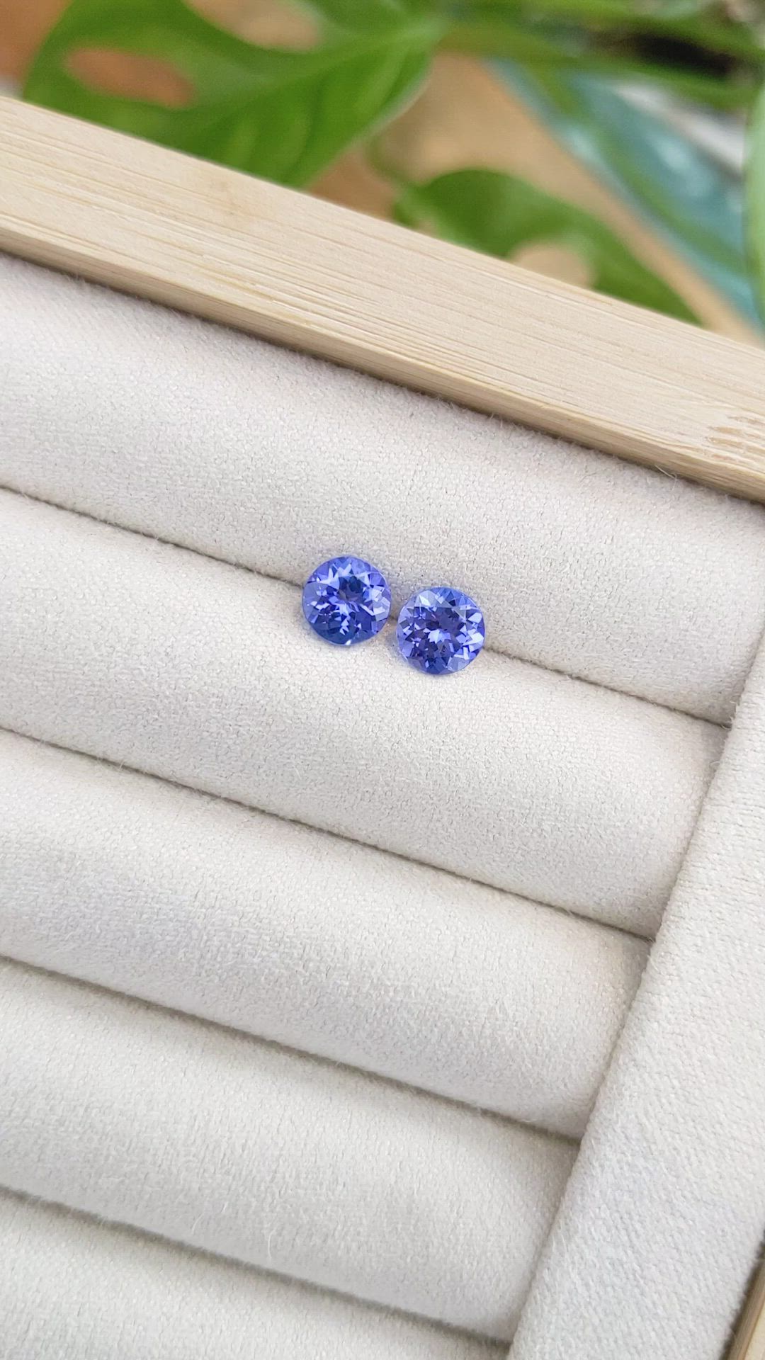 1.68 Ct.Tw.Total Carat Weight Tanzanite Pair from Tanzania Size Video