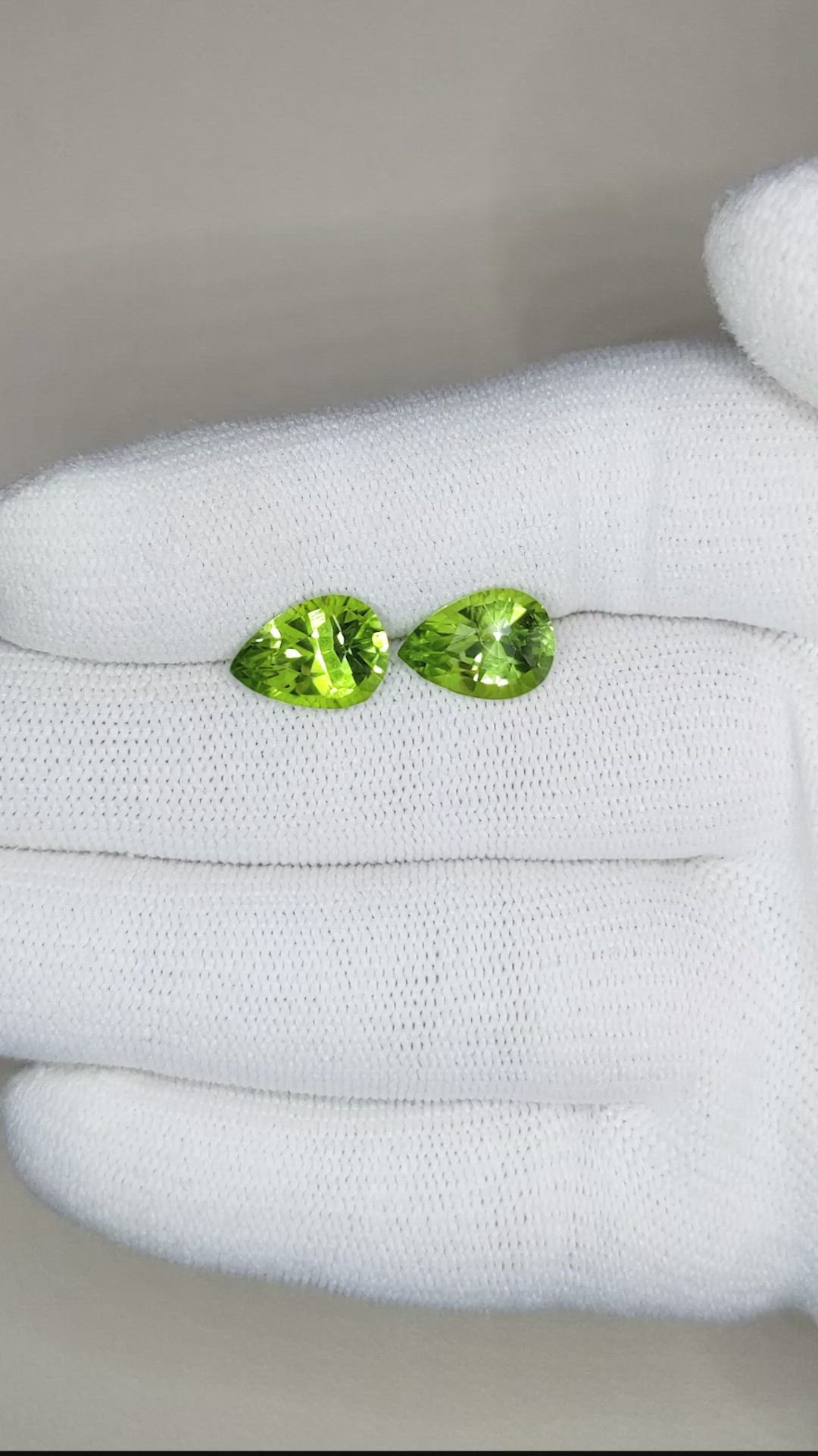 5.29 Ct.Tw.Total Carat Weight Peridot Pair from Burma (Myanmar) Size Video