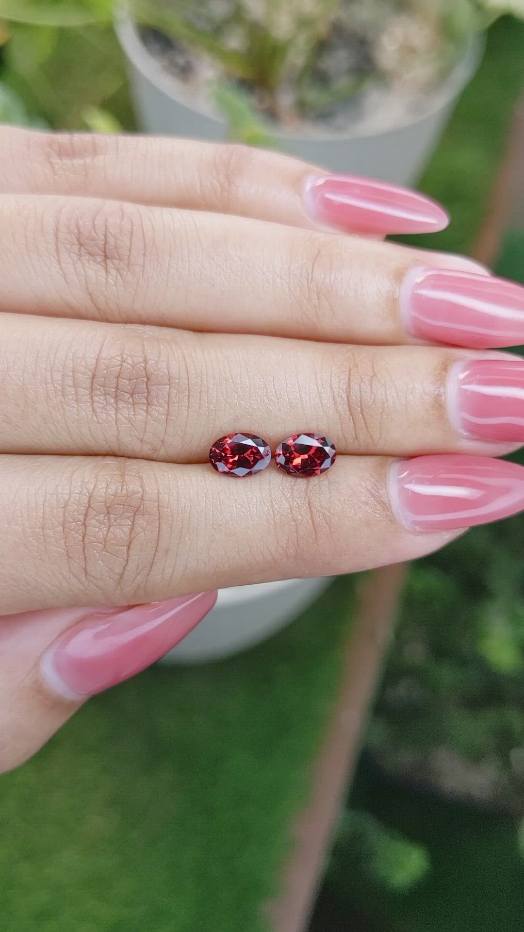 1.73 Ct.Tw.Total Carat Weight Garnet Pair from Ceylon (Sri Lanka) Size Video