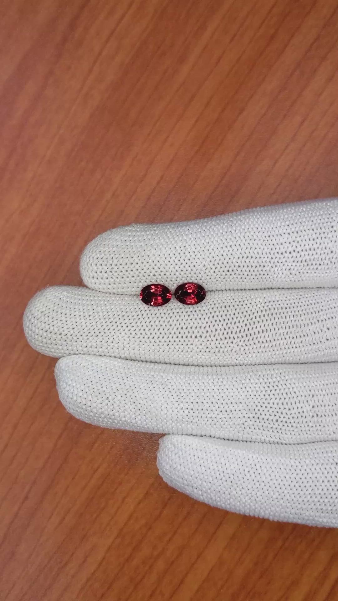 1.62 Ct.Tw.Total Carat Weight Garnet Pair from Ceylon (Sri Lanka) Size Video