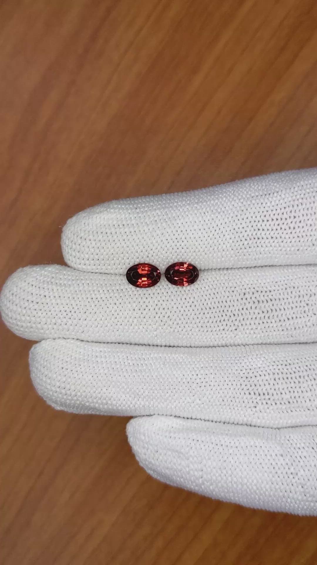 1.57 Ct.Tw.Total Carat Weight Garnet Pair from Ceylon (Sri Lanka) Size Video