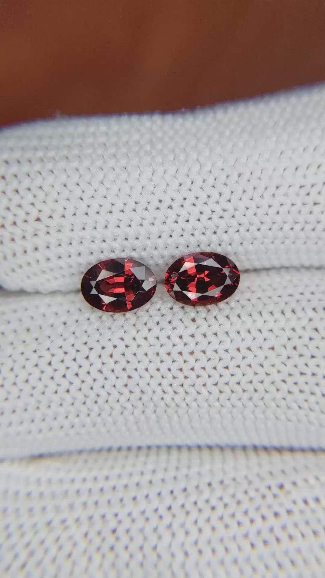 1.64 Ct.Tw.Total Carat Weight Garnet Pair from Ceylon (Sri Lanka) Size Video