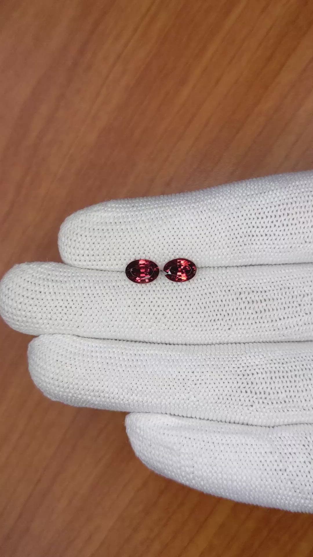 1.69 Ct.Tw.Total Carat Weight Garnet Pair from Ceylon (Sri Lanka) Size Video