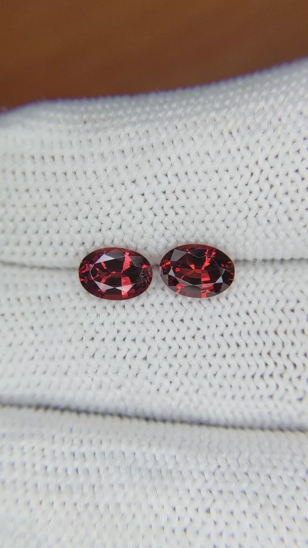 1.71 Ct.Tw.Total Carat Weight Garnet Pair from Ceylon (Sri Lanka) Size Video