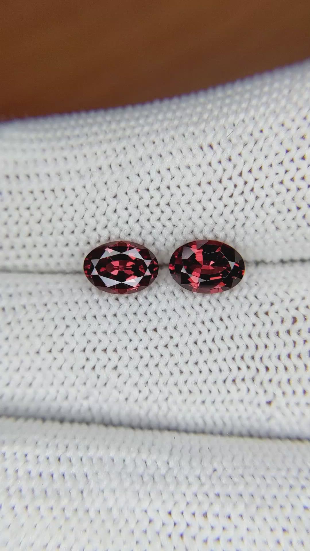 1.78 Ct.Tw.Total Carat Weight Garnet Pair from Ceylon (Sri Lanka) Size Video