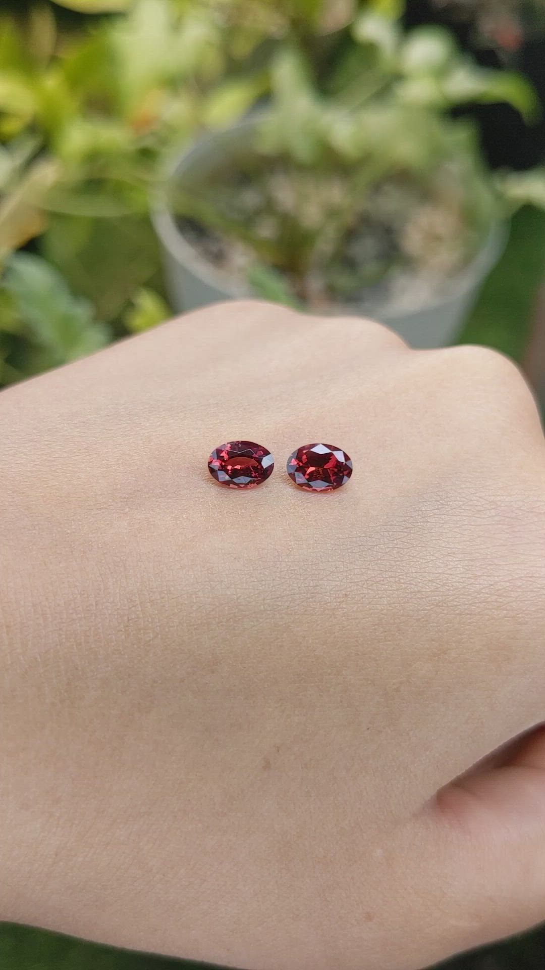1.63 Ct.Tw.Total Carat Weight Garnet Pair from Ceylon (Sri Lanka) Size Video
