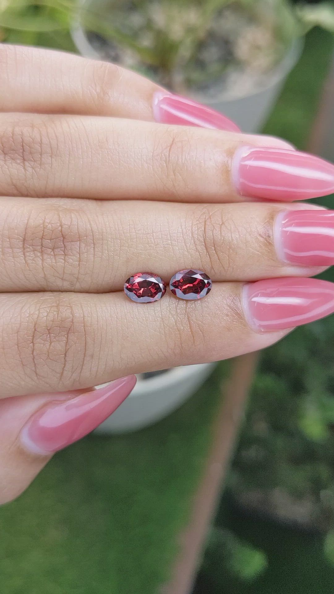 1.65 Ct.Tw.Total Carat Weight Garnet Pair from Ceylon (Sri Lanka) Size Video
