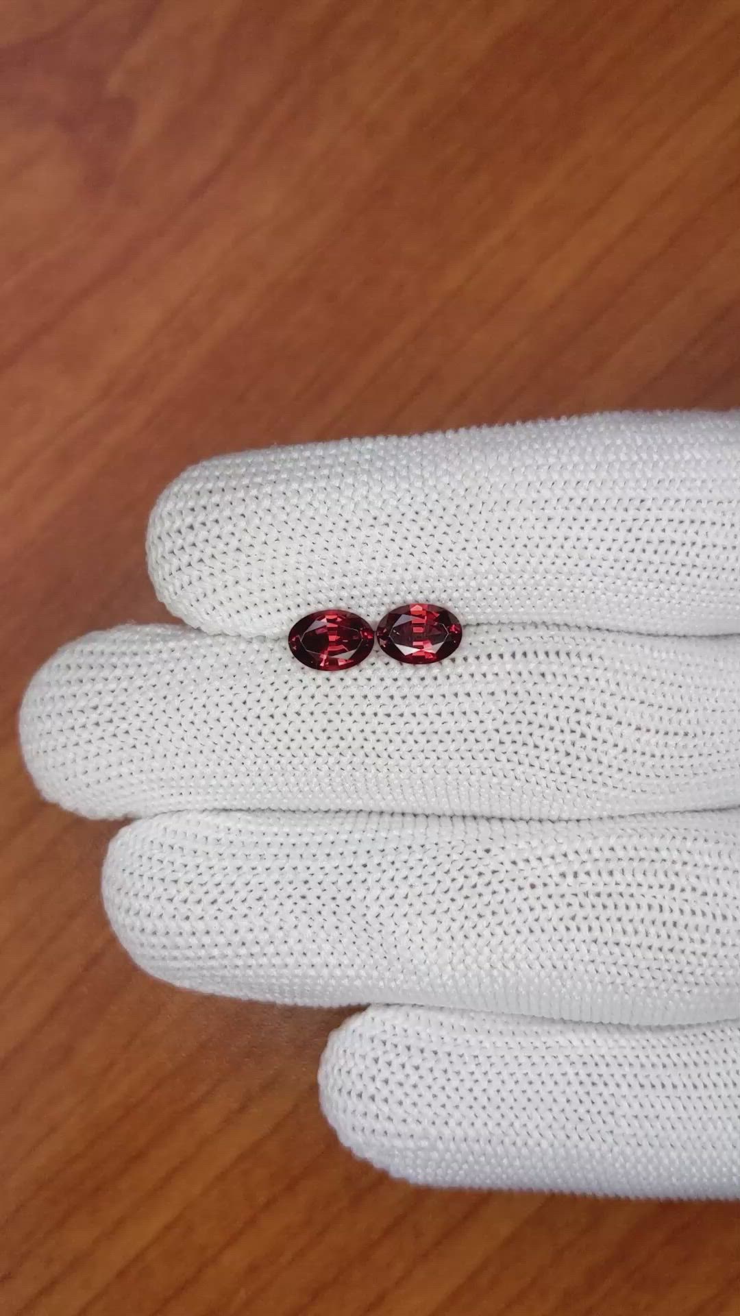1.65 Ct.Tw.Total Carat Weight Garnet Pair from Ceylon (Sri Lanka) Size Video